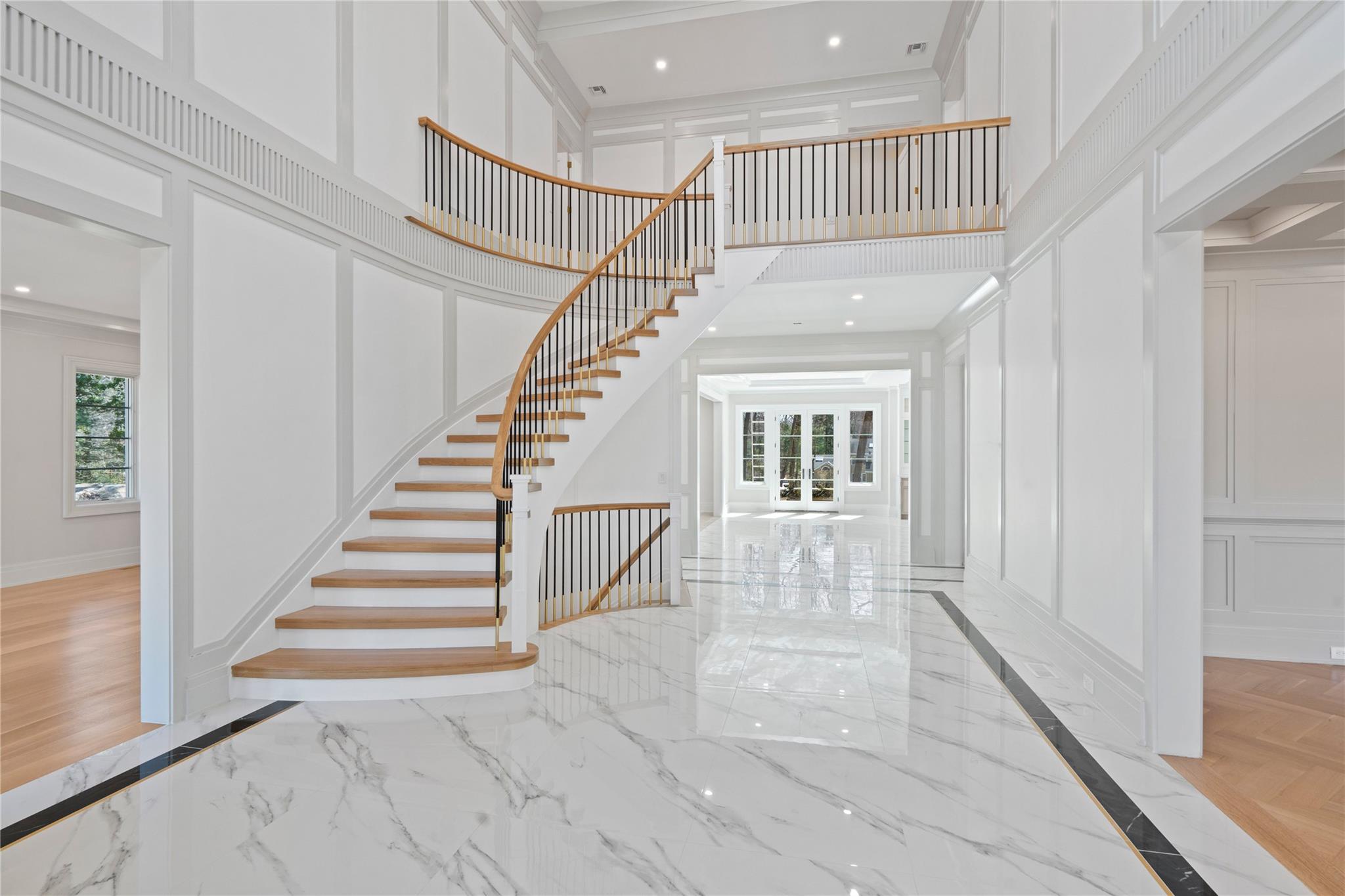 20 Knollwood Road, Muttontown, NY 11545