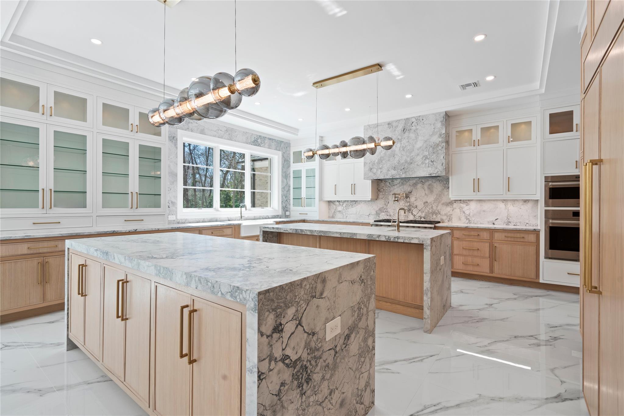 20 Knollwood Road, Muttontown, NY 11545