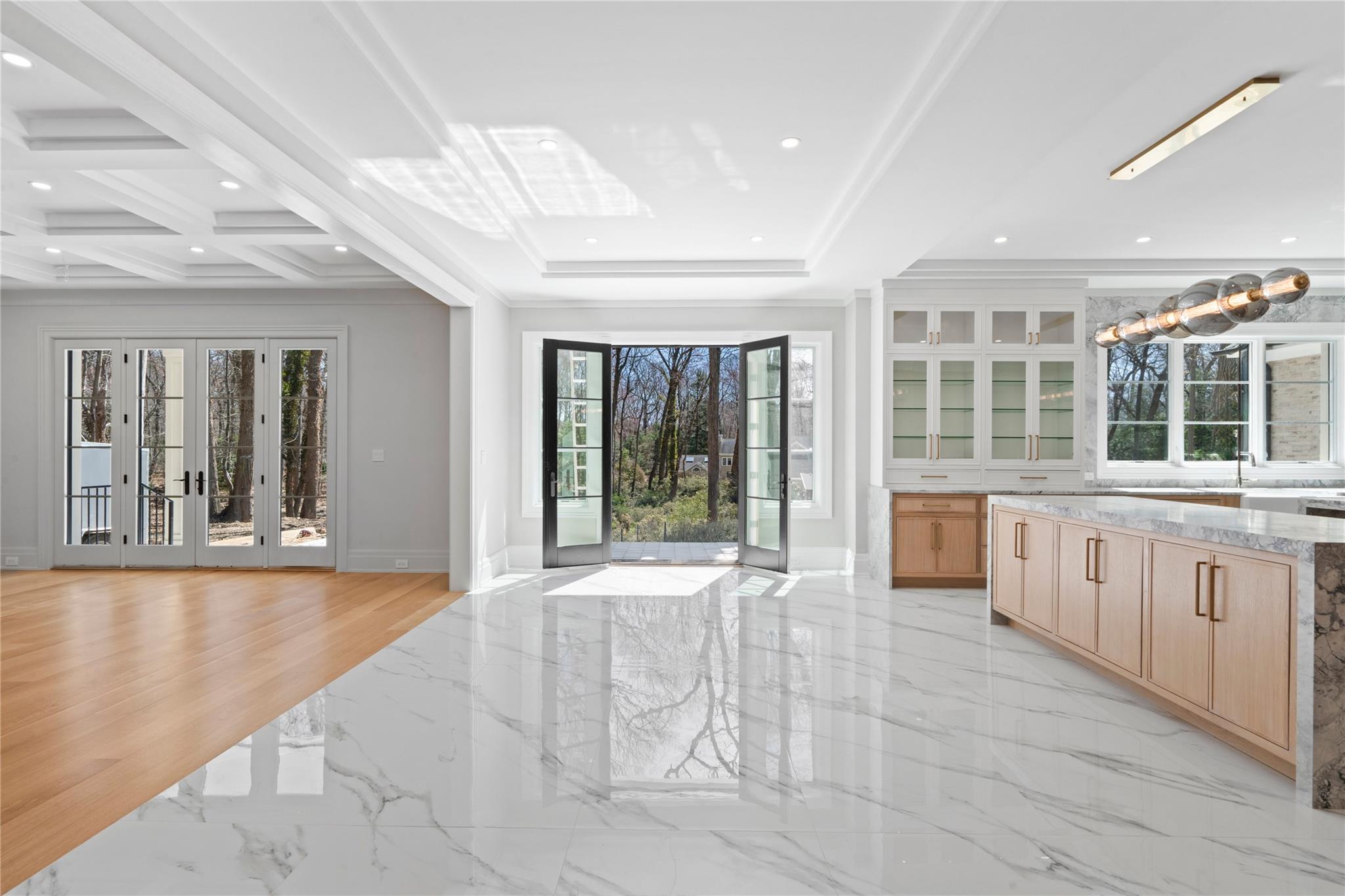 20 Knollwood Road, Muttontown, NY 11545