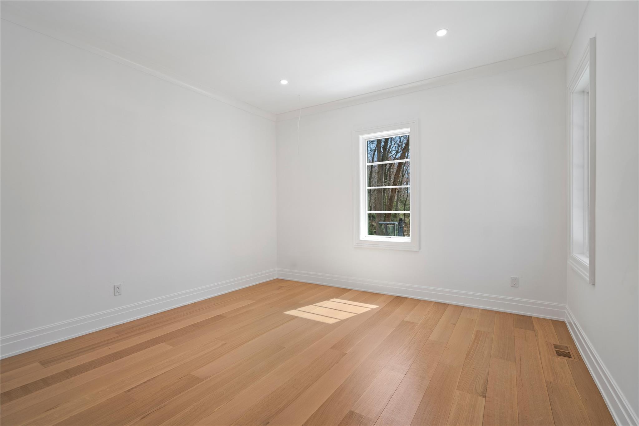 20 Knollwood Road, Muttontown, NY 11545