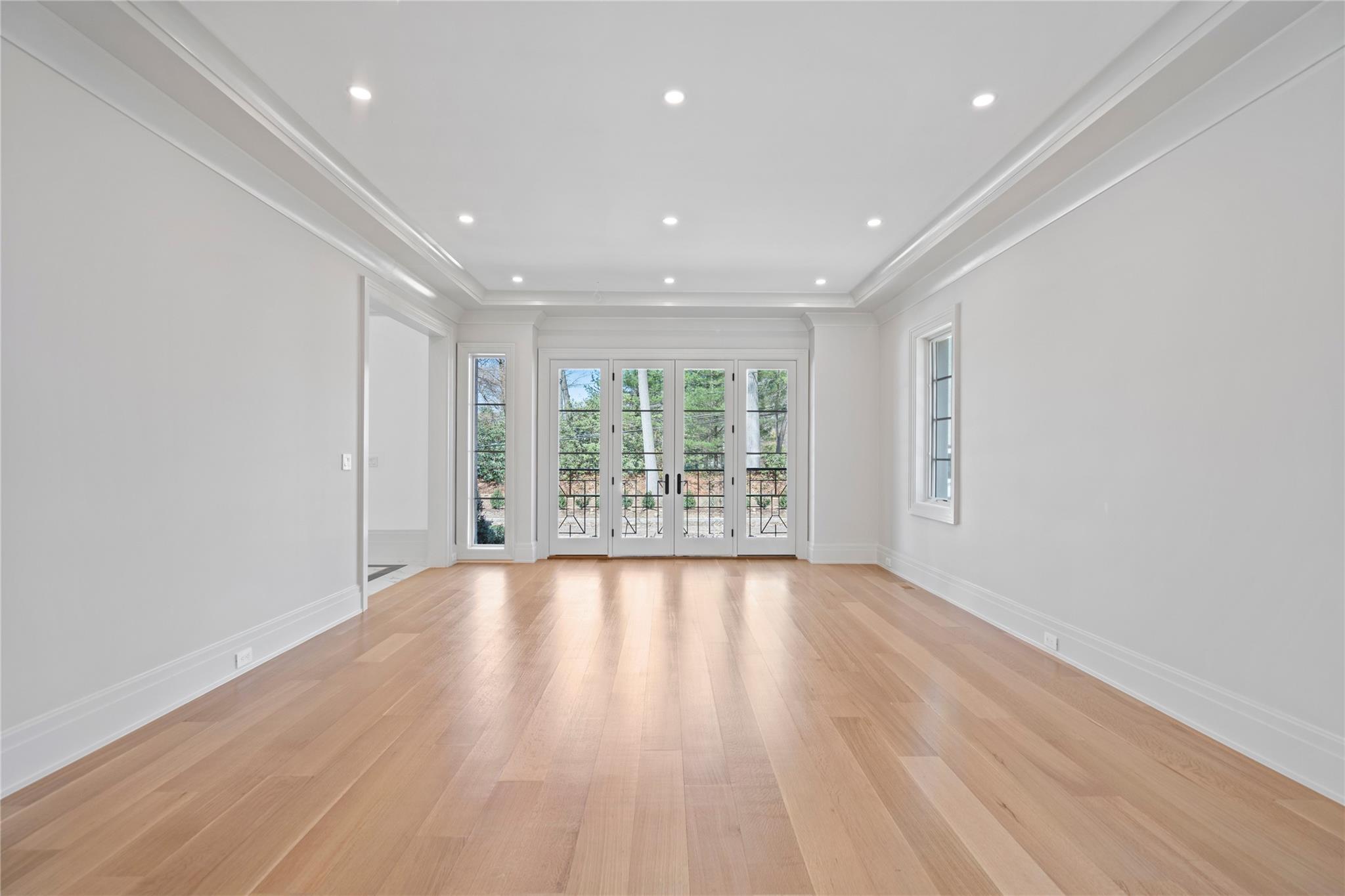 20 Knollwood Road, Muttontown, NY 11545