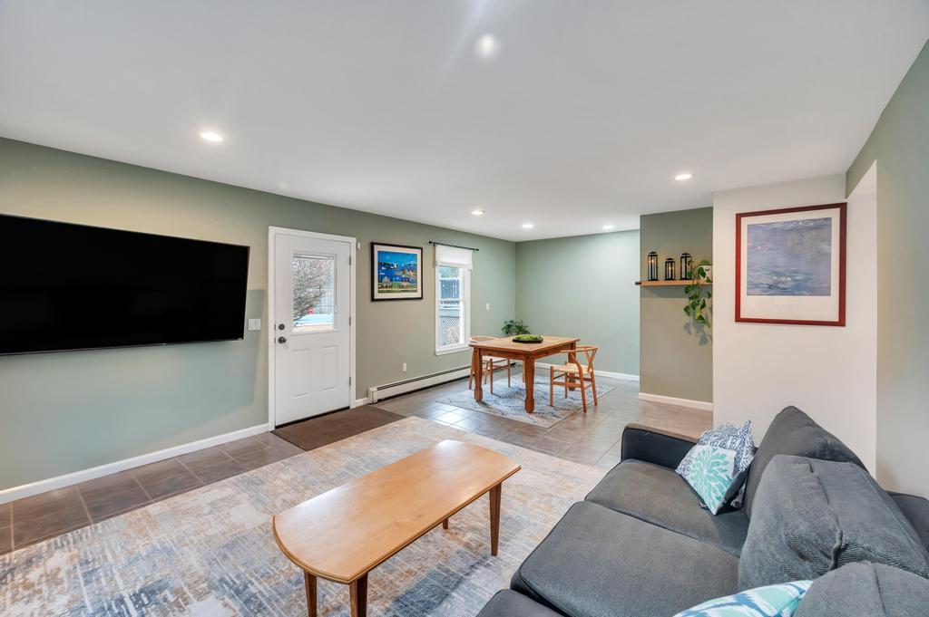 41 Marilynn Street, East Islip, NY 11730