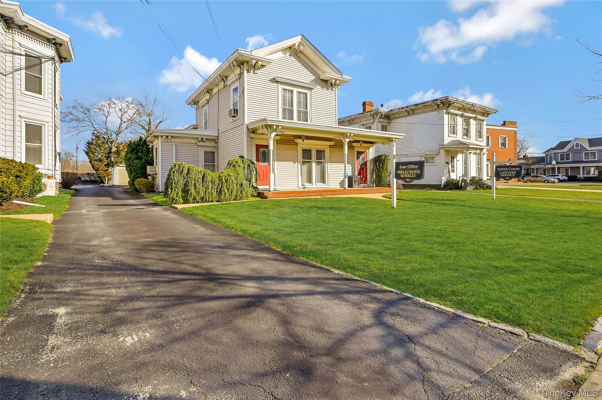 218 Griffing Avenue, Riverhead, NY 11901