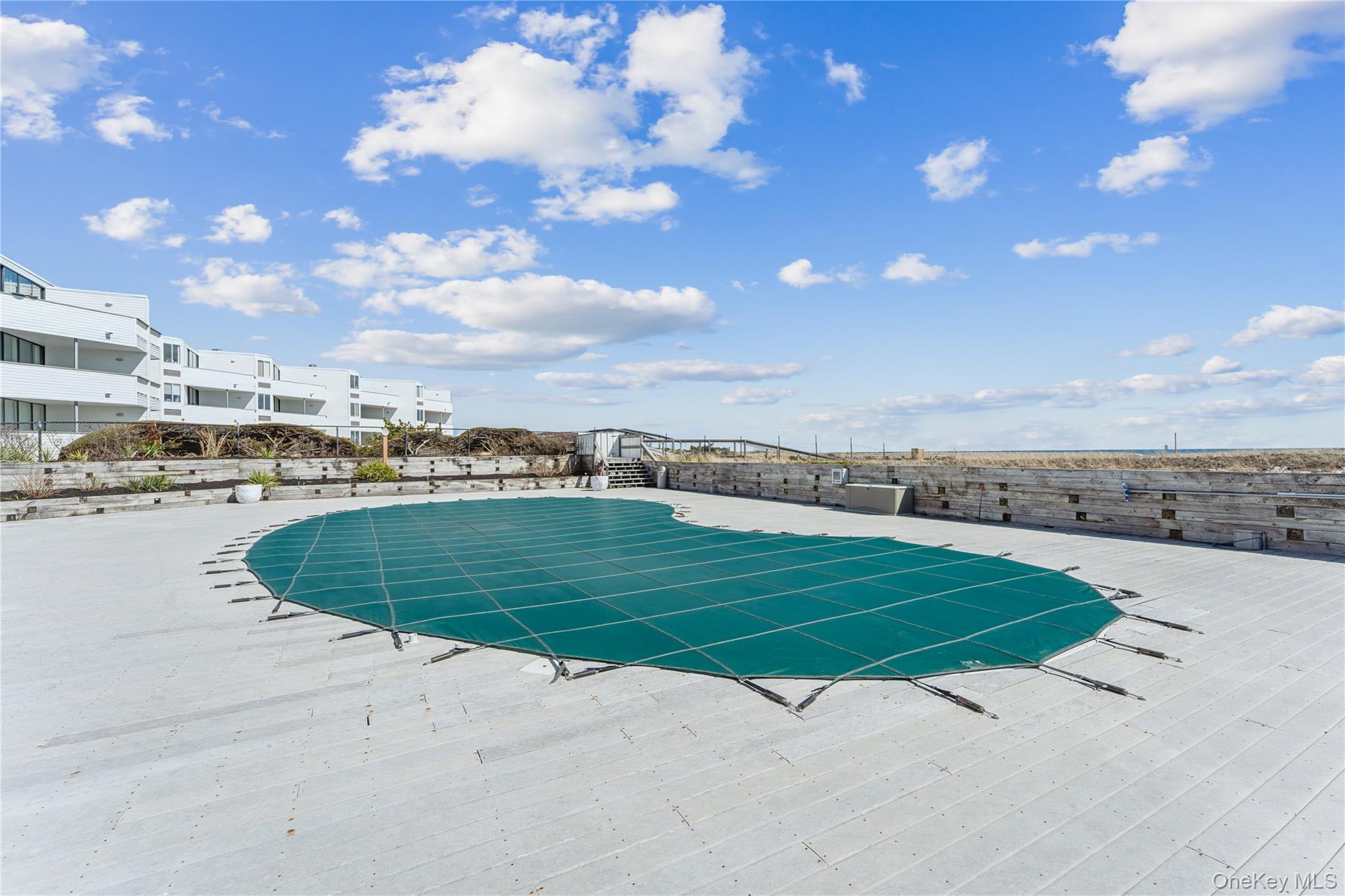 253 Dune Road # 48, Westhampton Beach, NY 11978