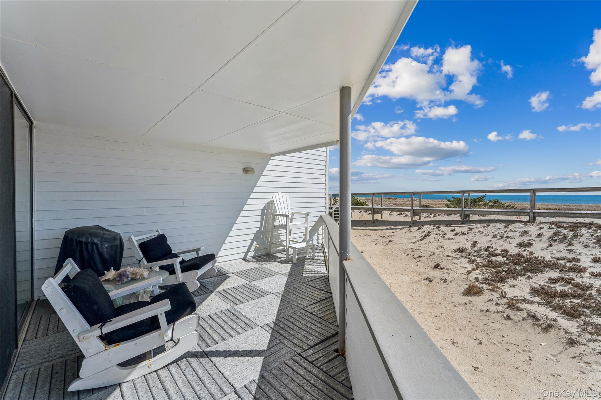 253 Dune Road # 48, Westhampton Beach, NY 11978