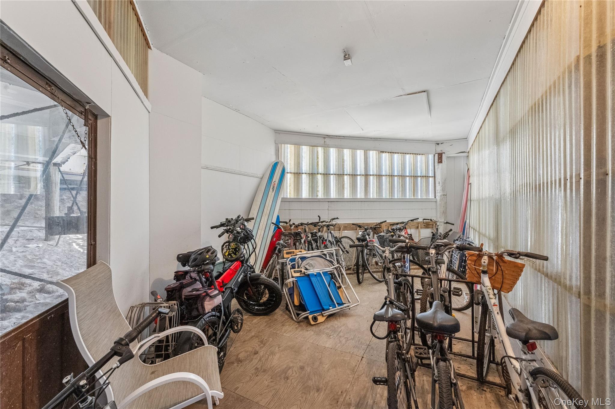 253 Dune Road # 48, Westhampton Beach, NY 11978