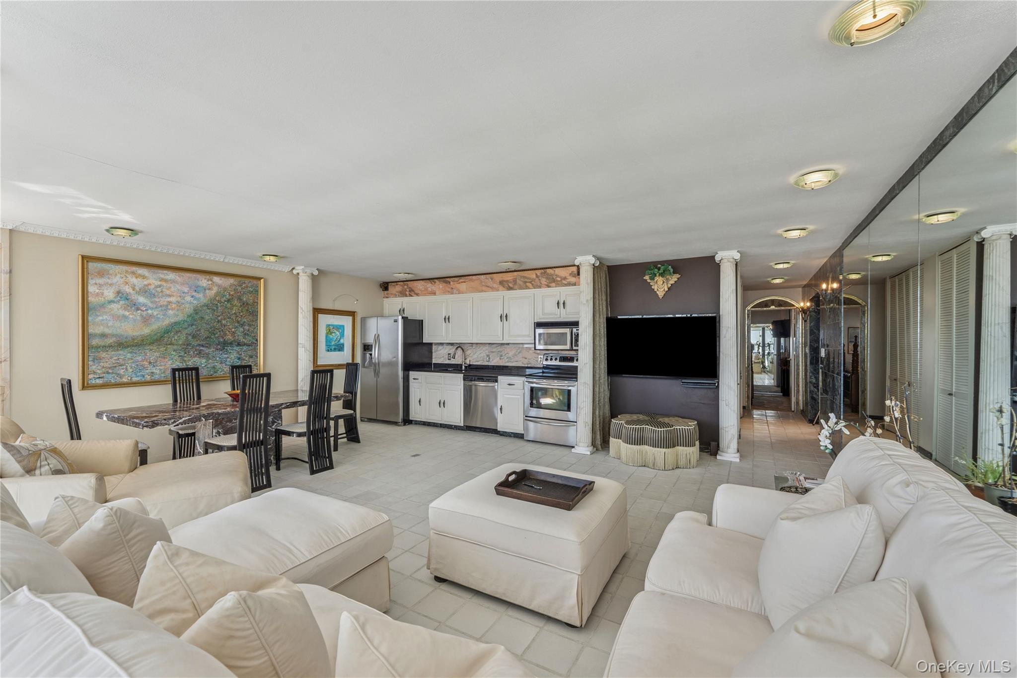 253 Dune Road # 48, Westhampton Beach, NY 11978