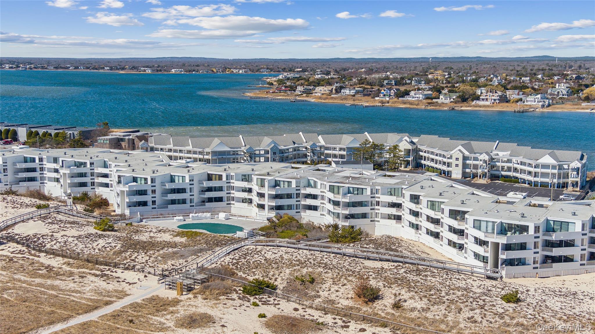 253 Dune Road # 48, Westhampton Beach, NY 11978