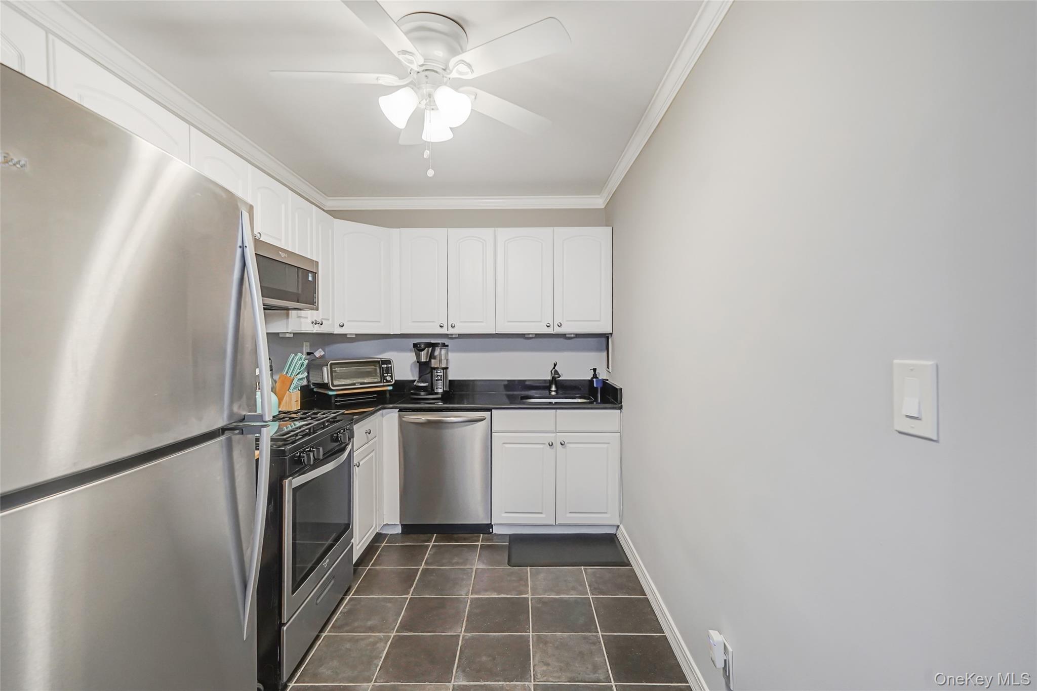 410 E Broadway # 5O, Long Beach, NY 11561