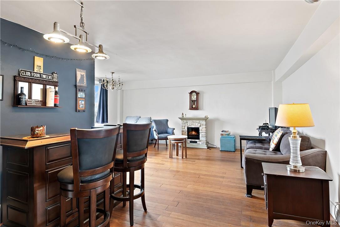 4320 Van Cortlandt Park East # 6B, Bronx, NY 10470