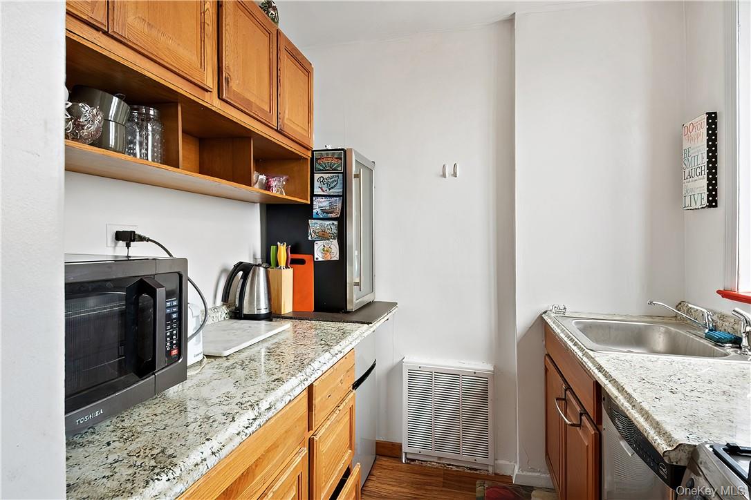 4320 Van Cortlandt Park East # 6B, Bronx, NY 10470