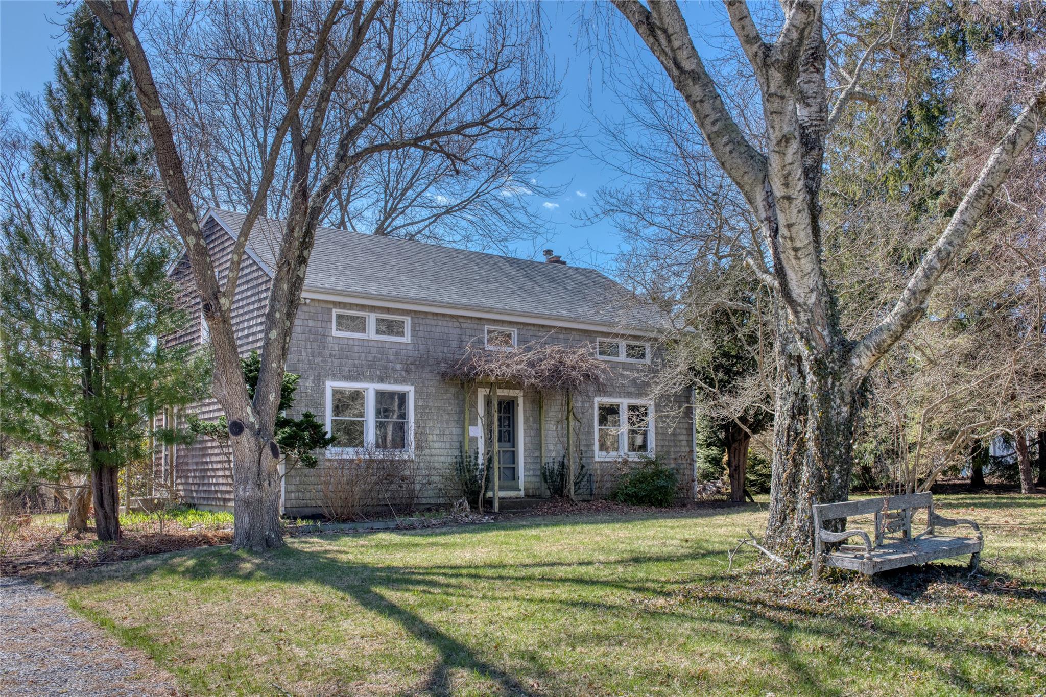 695 Edwards Lane, Orient, NY 11957
