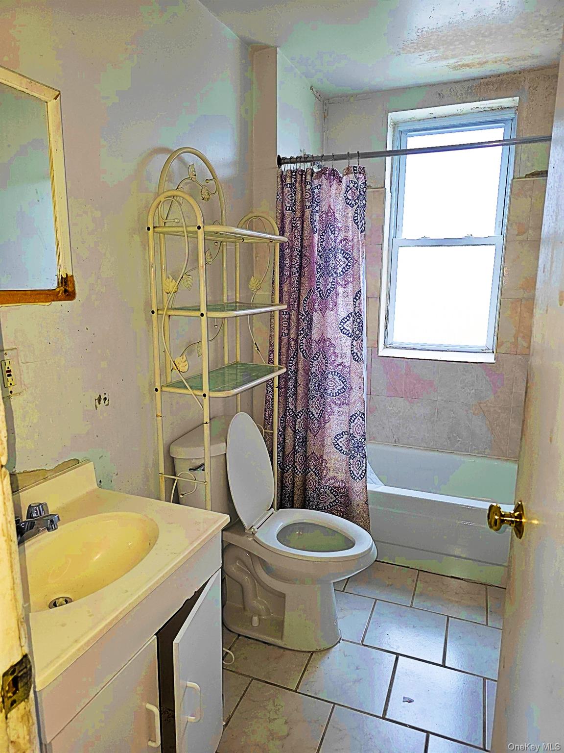 748 E 223rd Street, Bronx, NY 10466