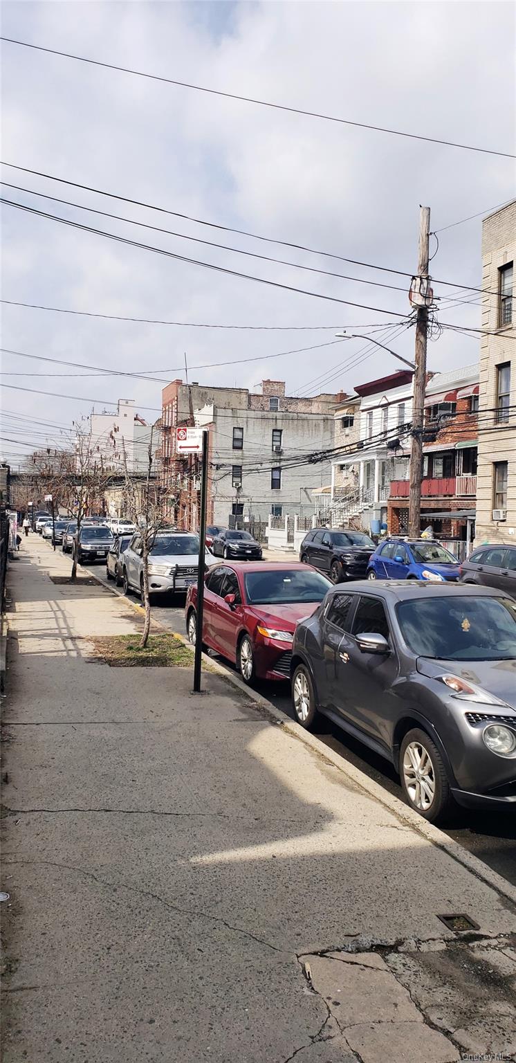 748 E 223rd Street, Bronx, NY 10466