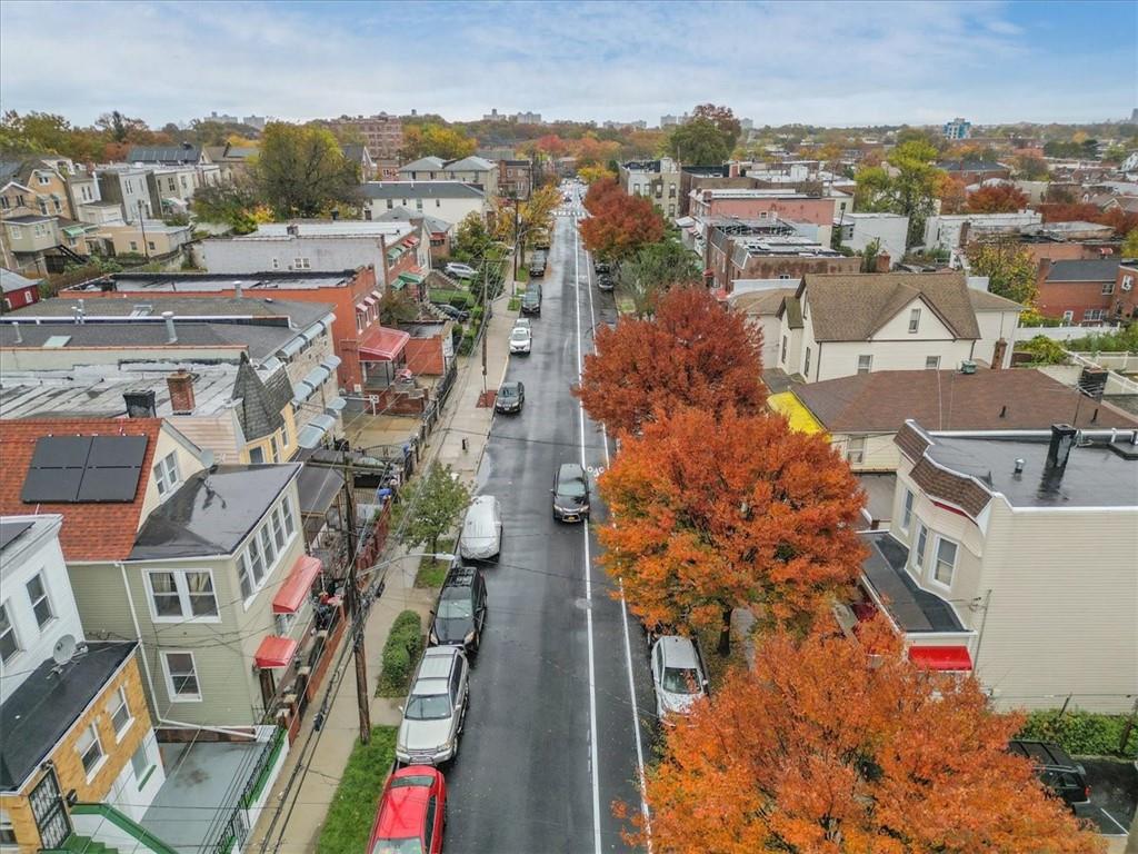 931 E 216th Street, Bronx, NY 10469