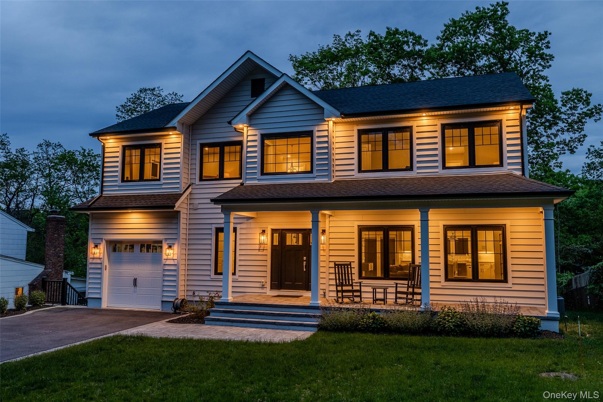 27 Broadview Avenue, Kings Park, NY 11754