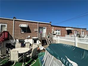 68-10 60 Drive, Maspeth, NY 11378