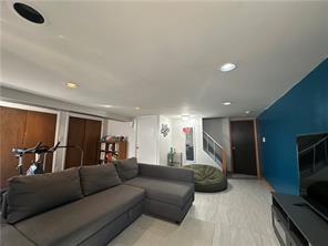 68-10 60 Drive, Maspeth, NY 11378