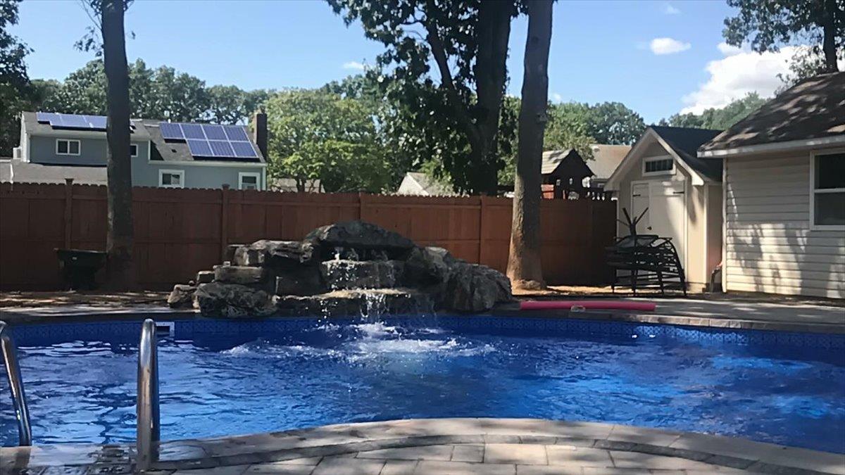 124 Meroke Lane, East Islip, NY 11730