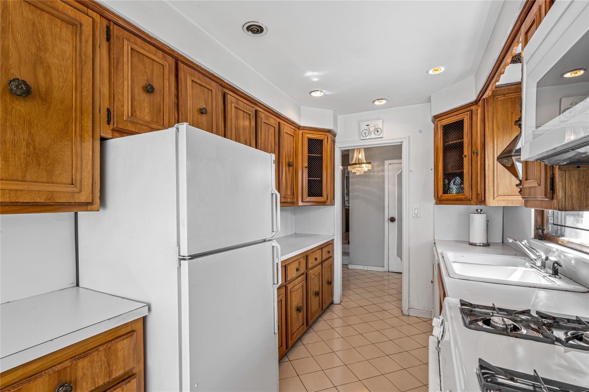 160-15 12th Avenue, Beechhurst, NY 11357