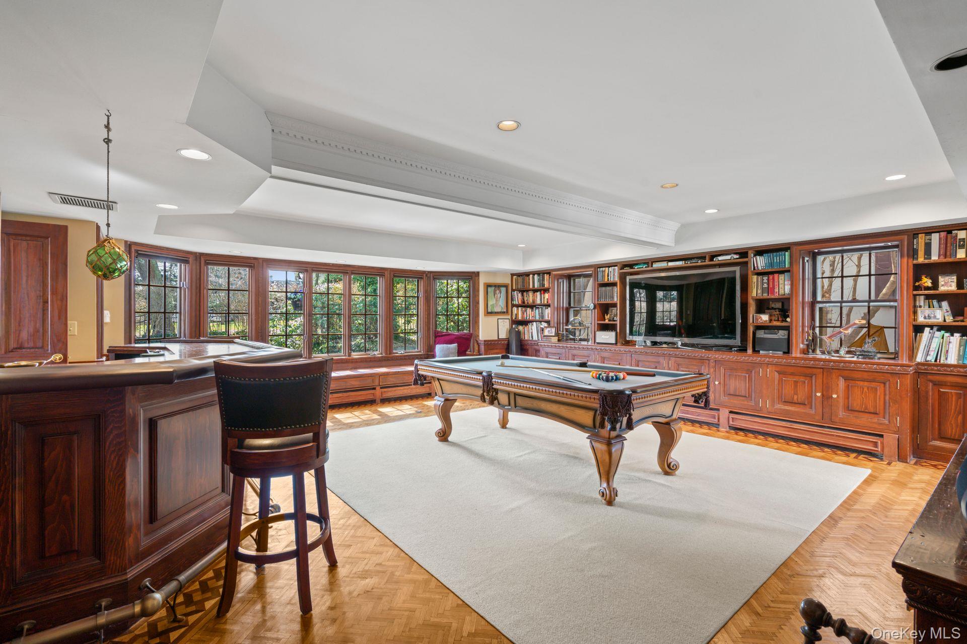 3 Wincoma Drive, Huntington Bay, NY 11743