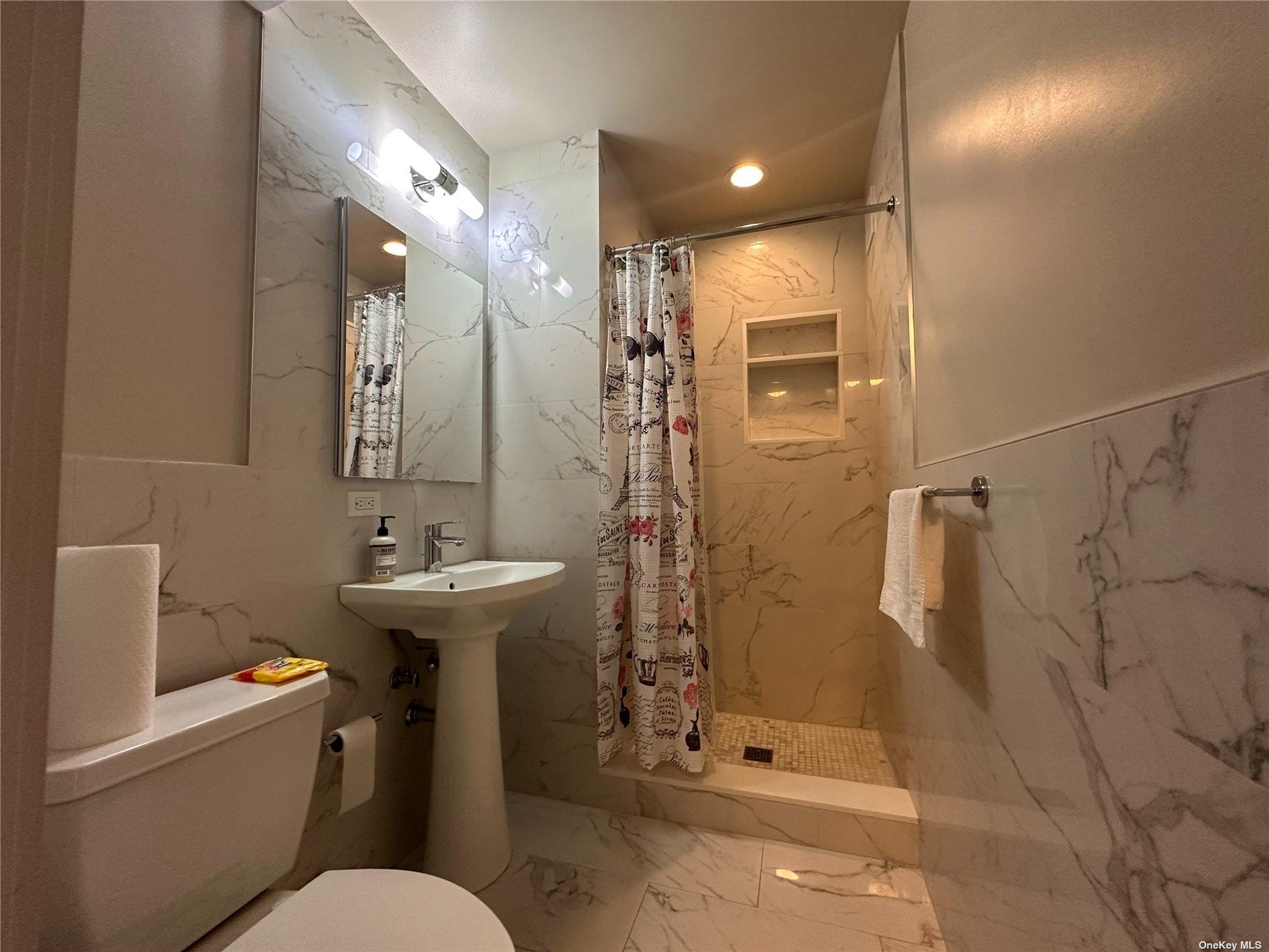 87-10 51 Avenue # 3S, Elmhurst, NY 11373