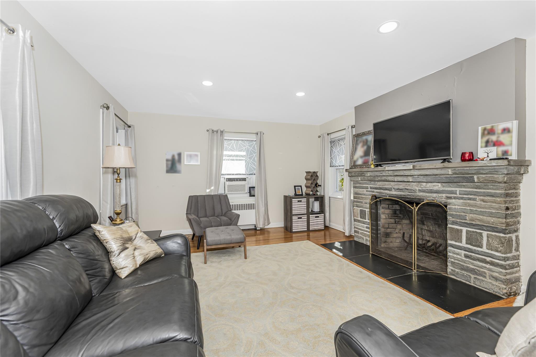 9 Emmalon Avenue, White Plains, NY 10603