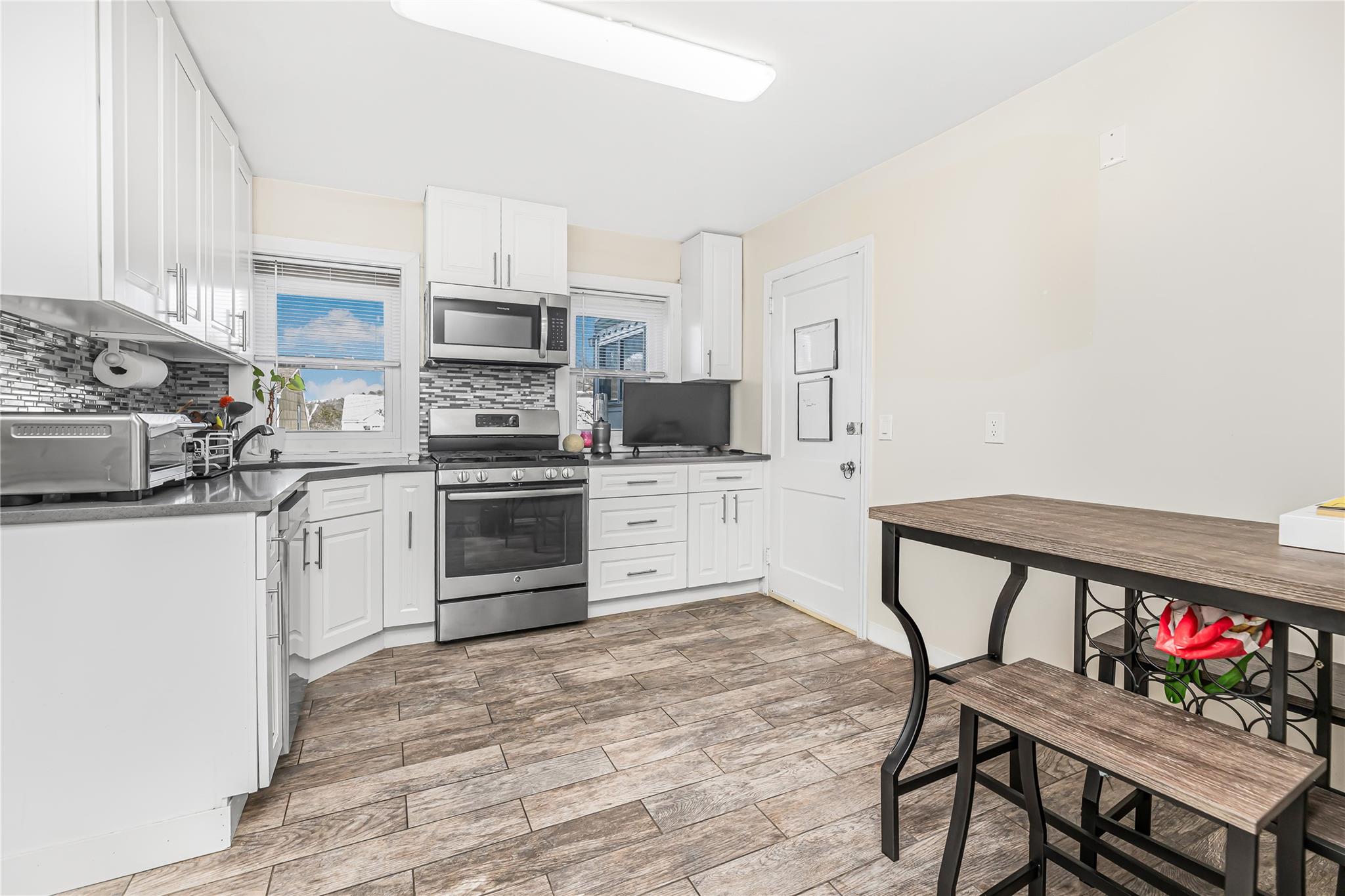 9 Emmalon Avenue, White Plains, NY 10603