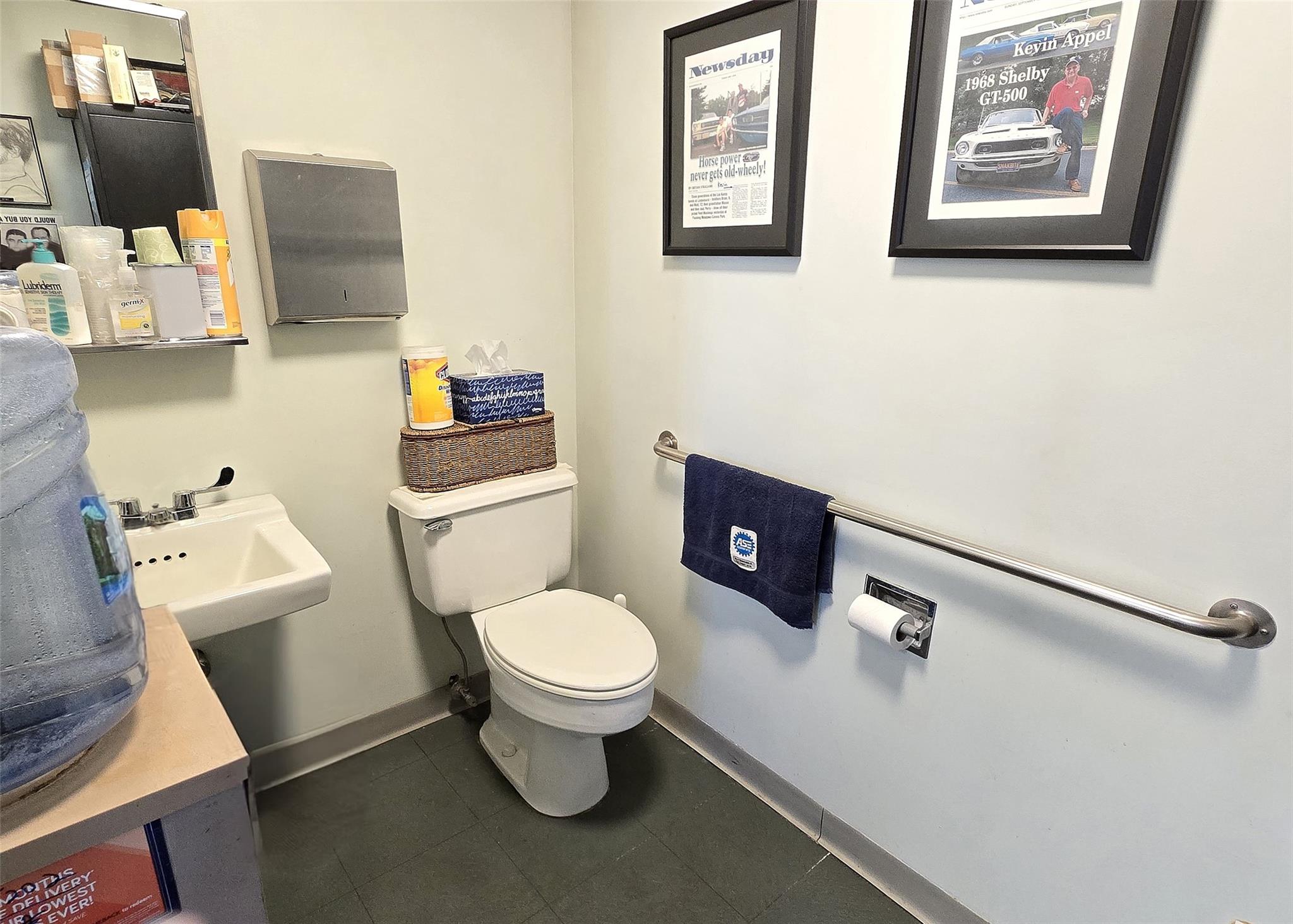 20 Linden Place, Port Jefferson, NY 11777