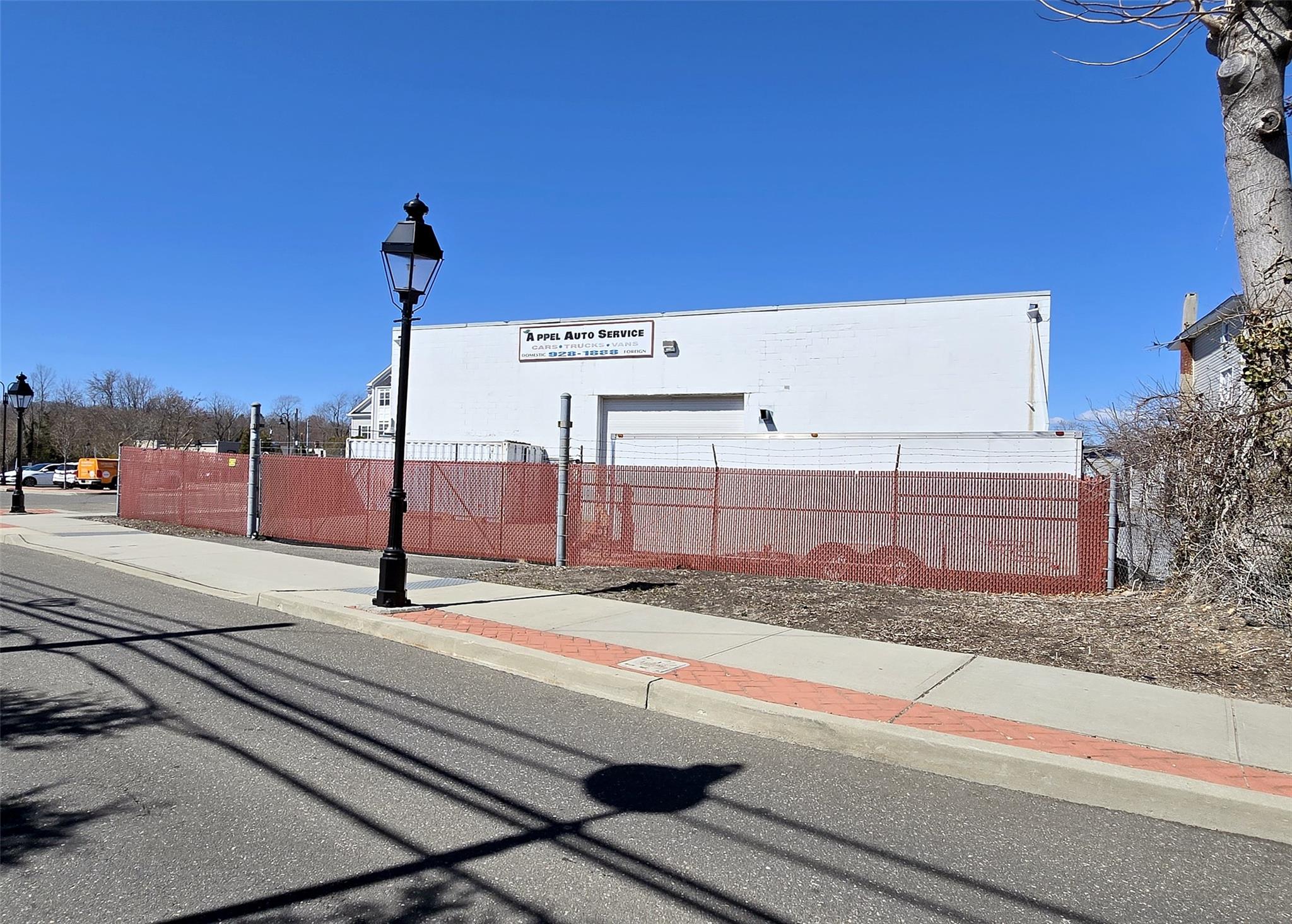 20 Linden Place, Port Jefferson, NY 11777