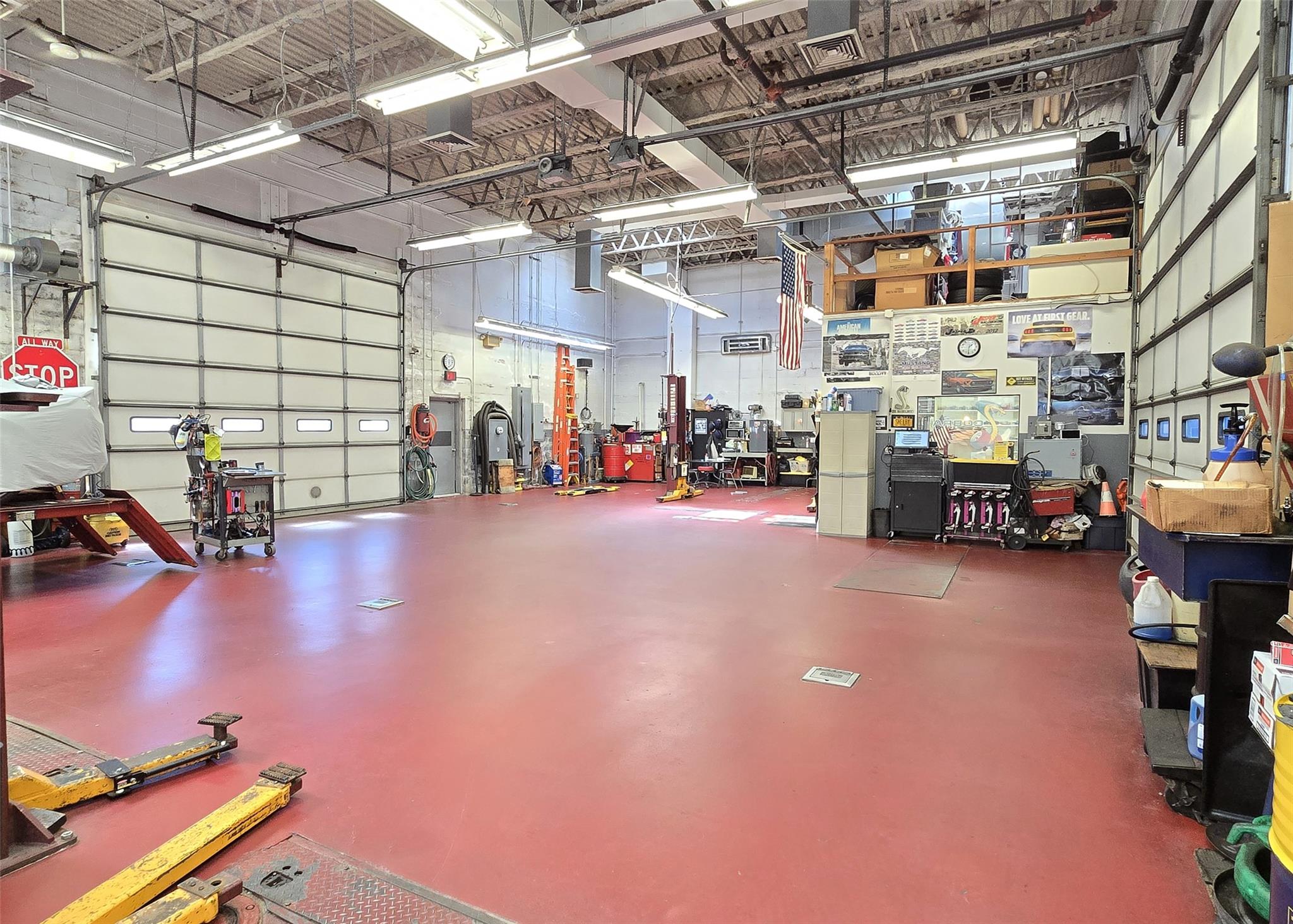 20 Linden Place, Port Jefferson, NY 11777