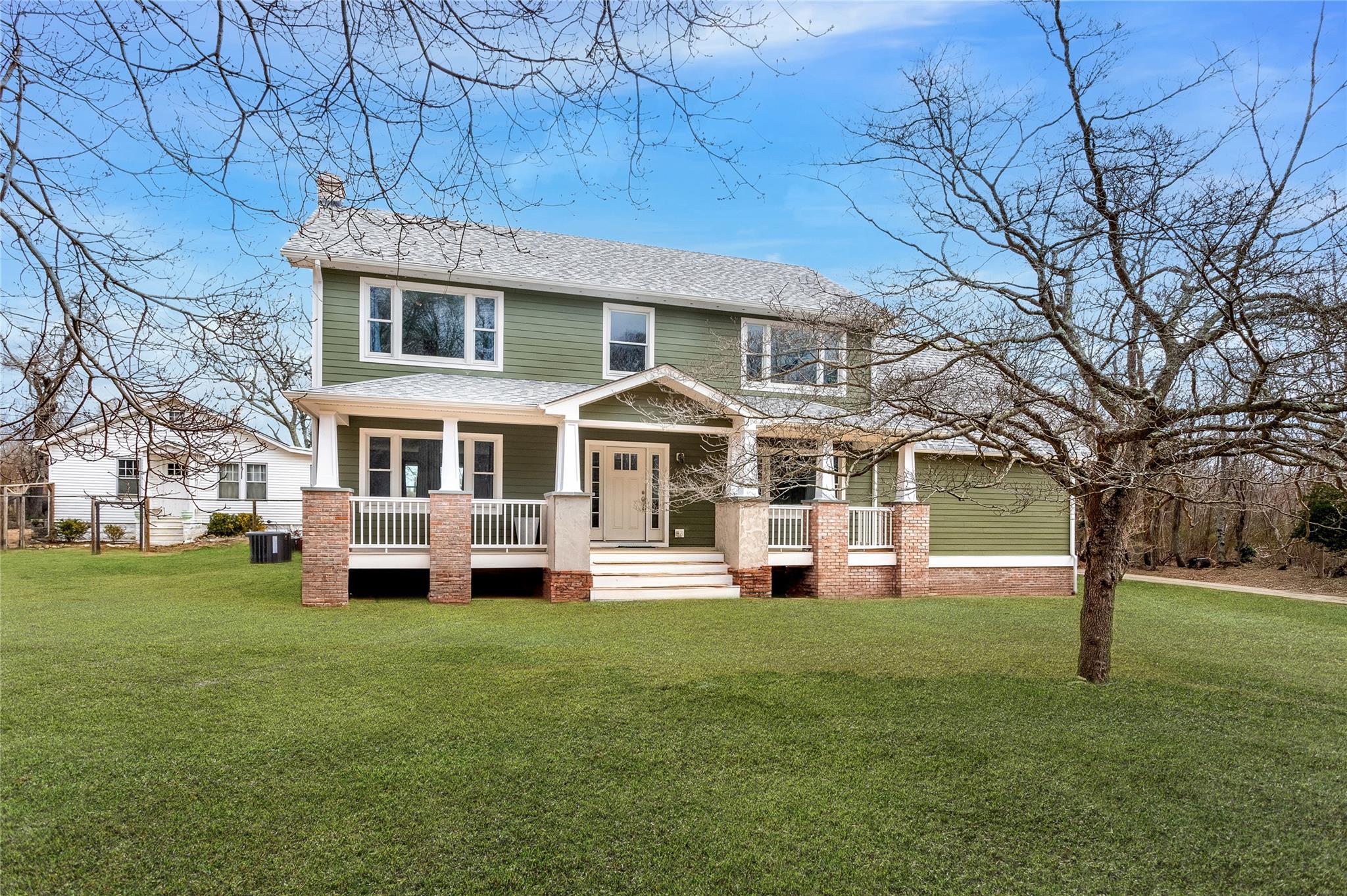15A / 15 & 13 S Menantic Road, Shelter Island, NY 11964