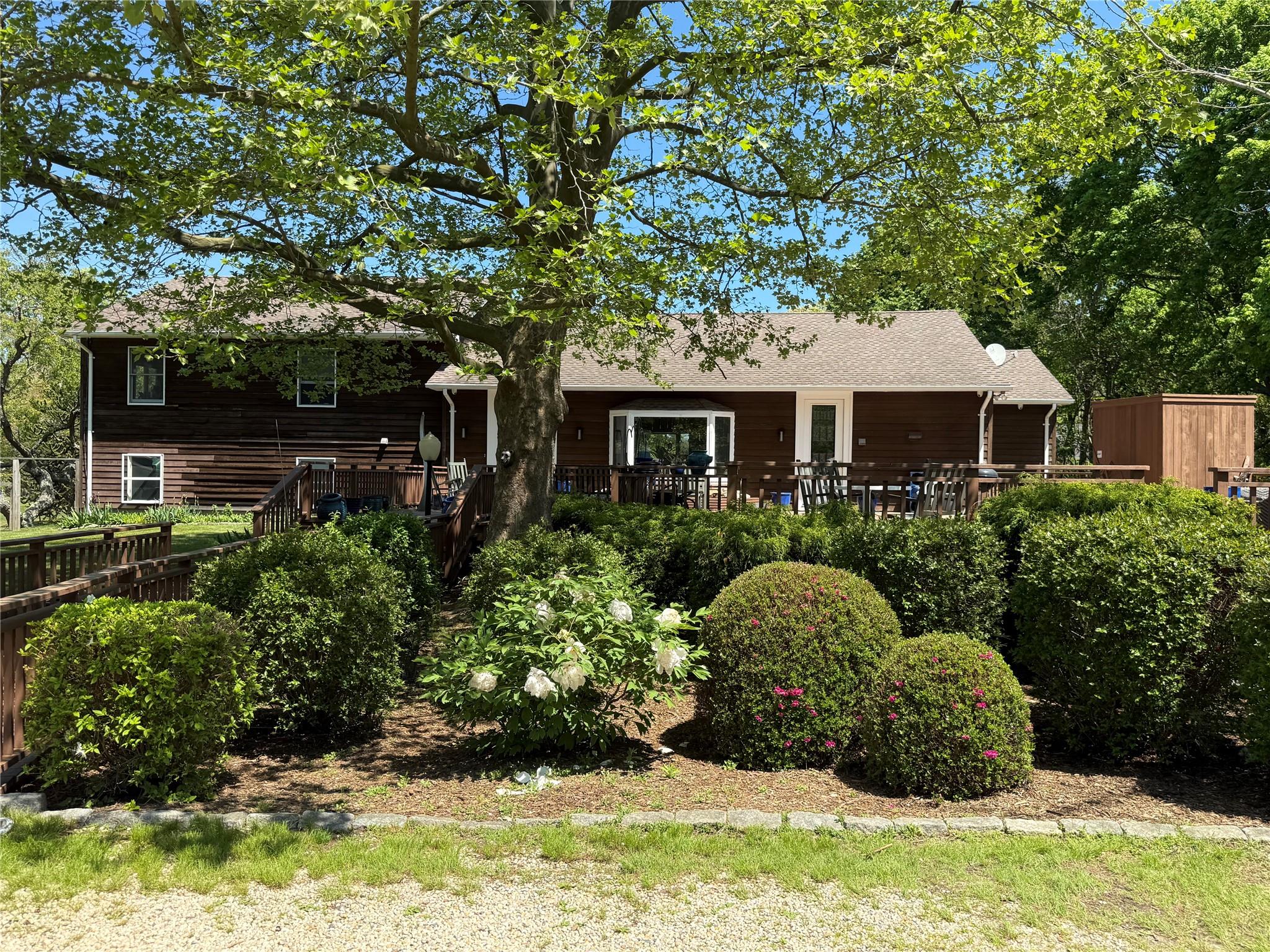 15A / 15 & 13 S Menantic Road, Shelter Island, NY 11964