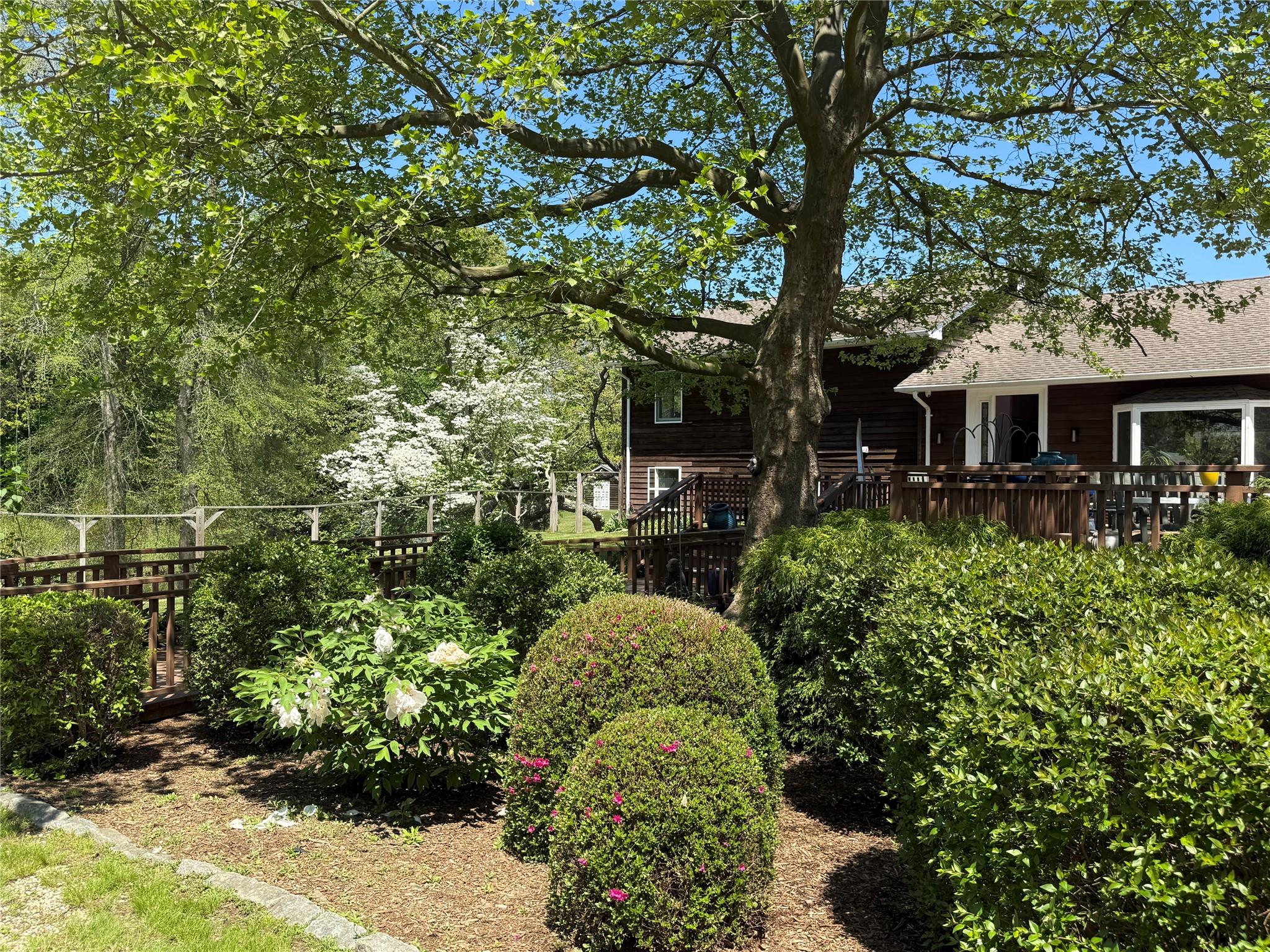 15A / 15 & 13 S Menantic Road, Shelter Island, NY 11964