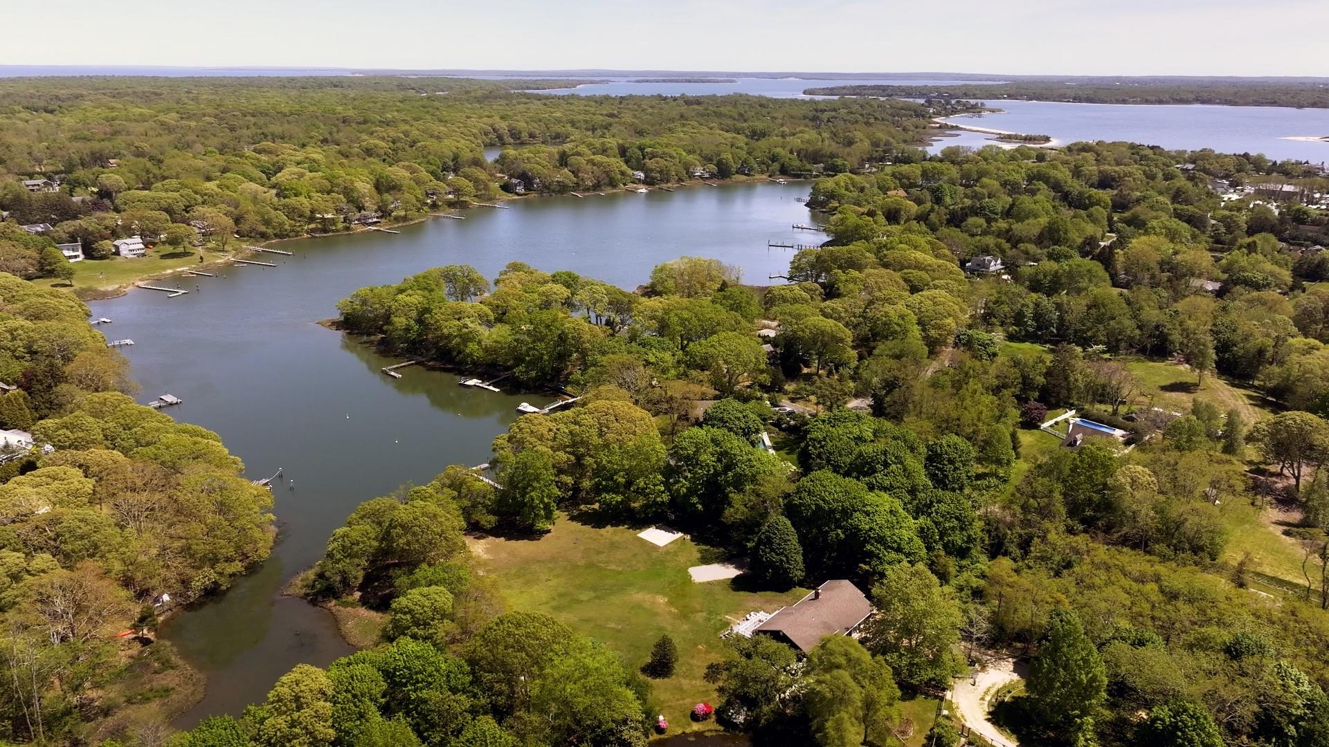 15A / 15 & 13 S Menantic Road, Shelter Island, NY 11964