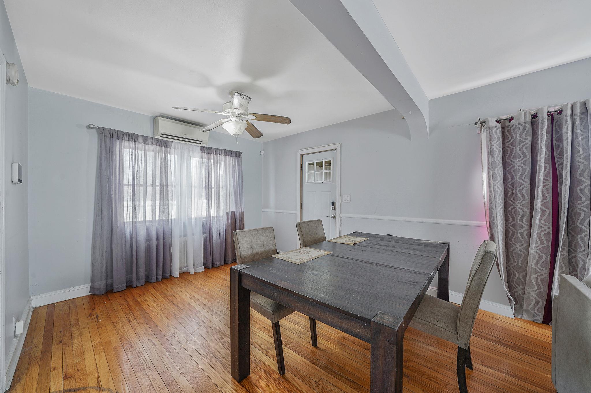 695 Koelbel Court, Baldwin, NY 11510