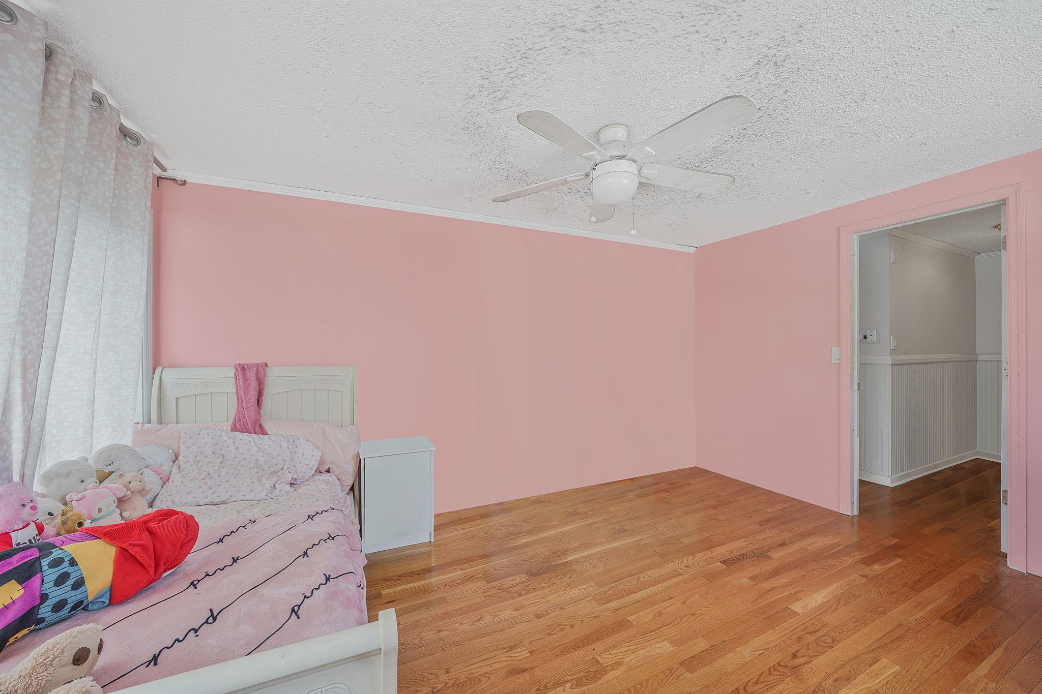 695 Koelbel Court, Baldwin, NY 11510