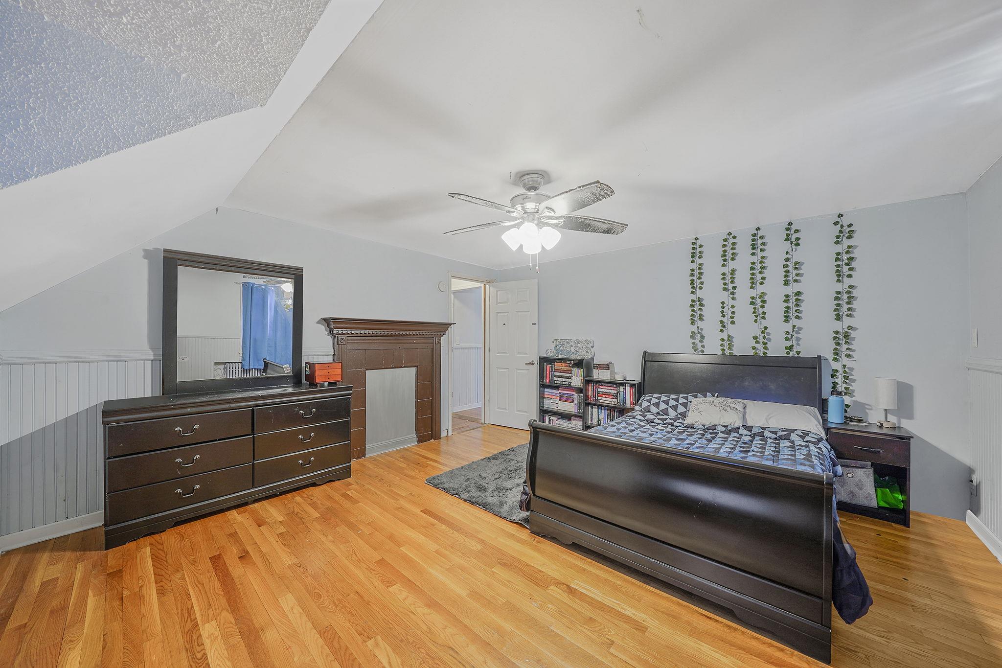 695 Koelbel Court, Baldwin, NY 11510