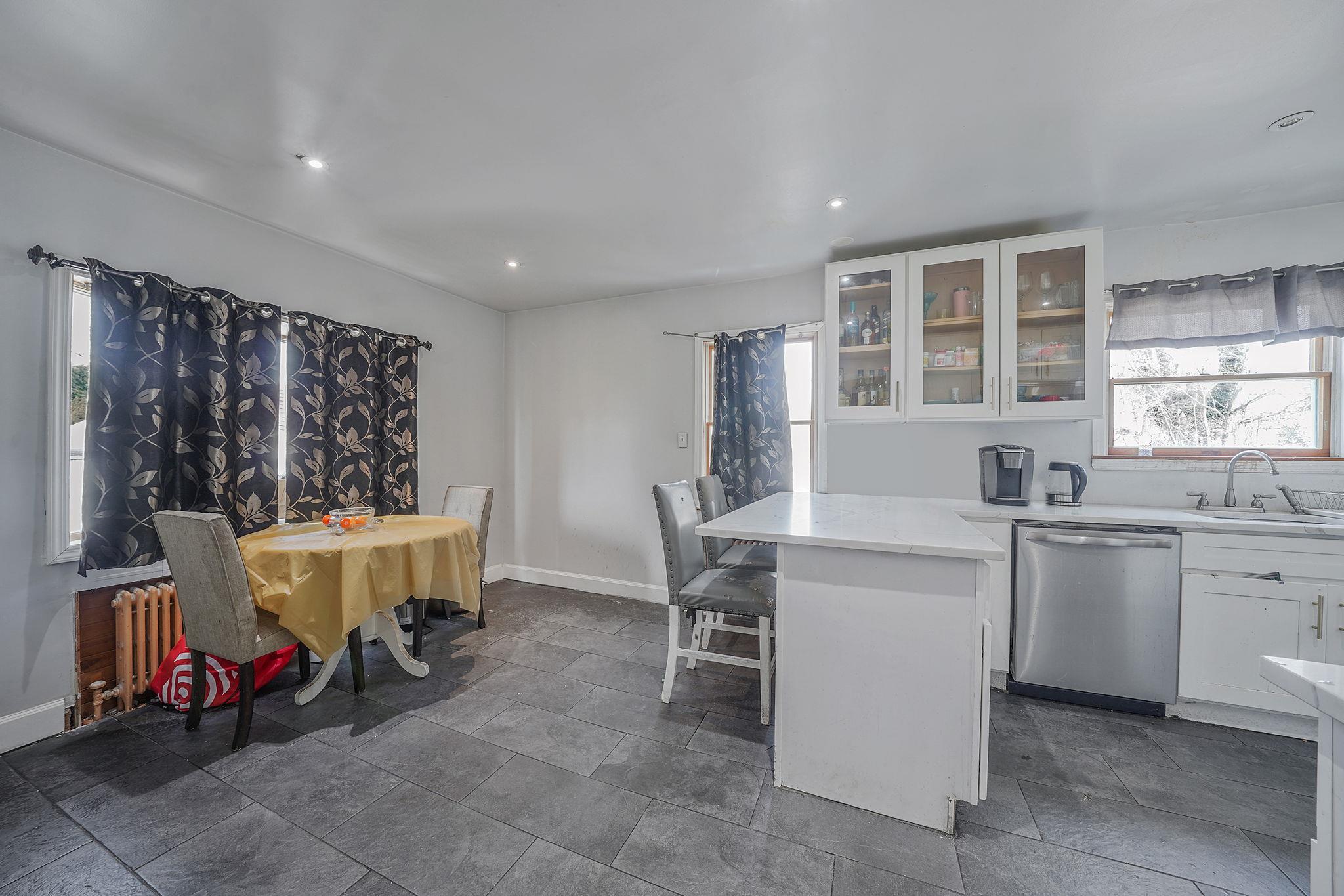 695 Koelbel Court, Baldwin, NY 11510