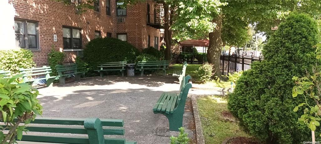 131-11 Kew Gardens Rd. # 6N, Richmond Hill North, NY 11418