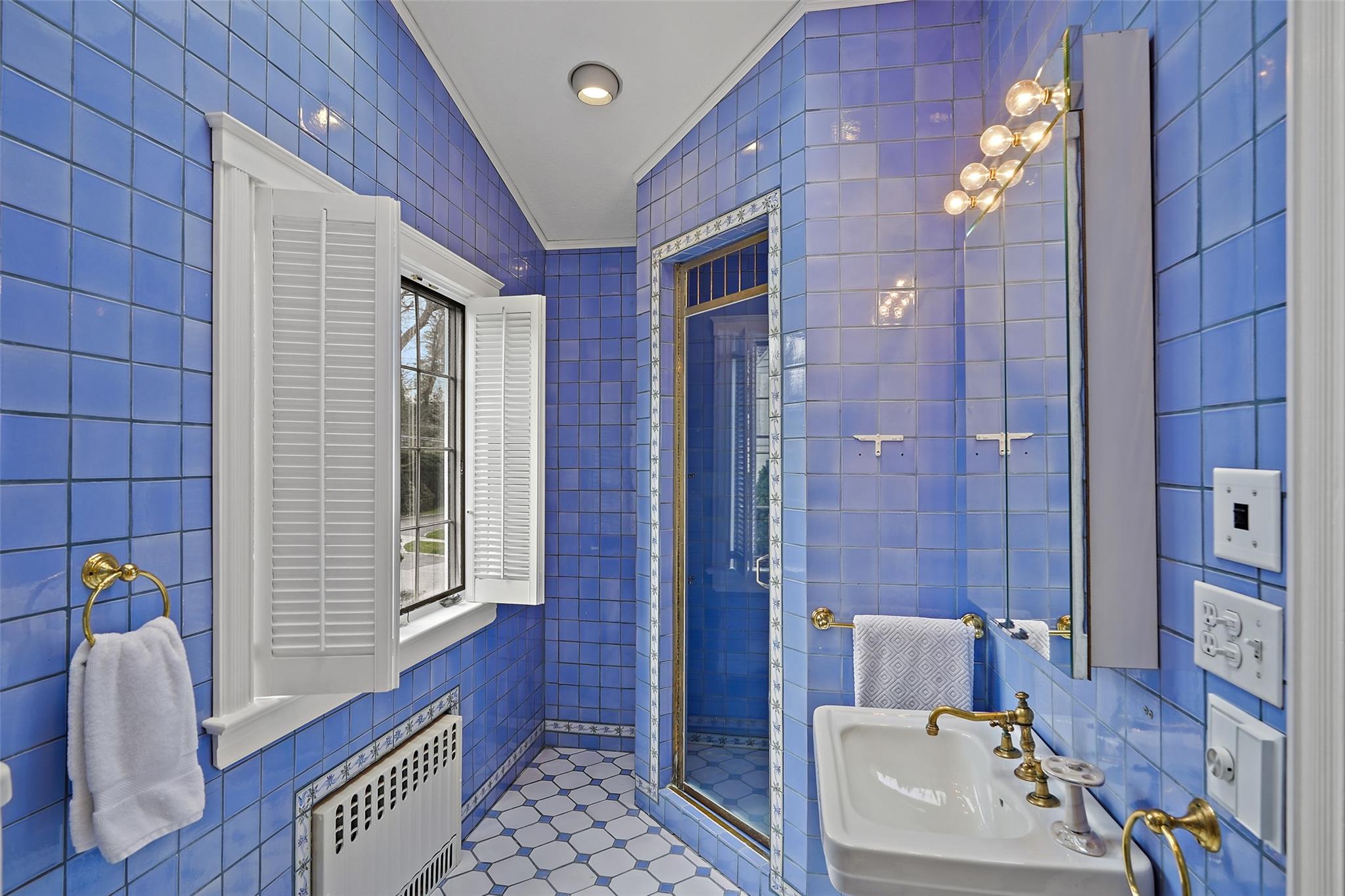 49 Moore Road, Bronxville, NY 10708
