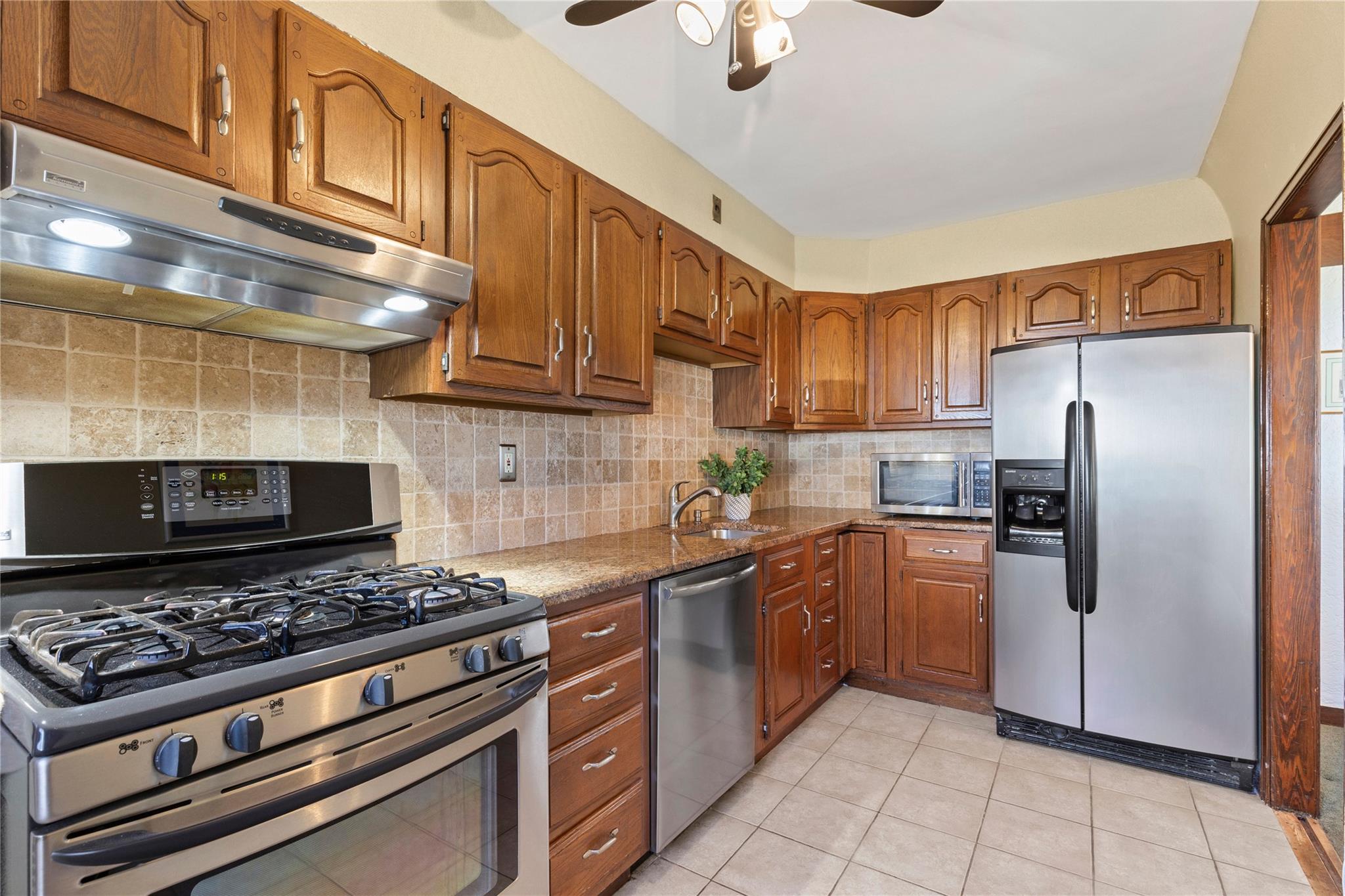 35 Wilson Drive, New Rochelle, NY 10801