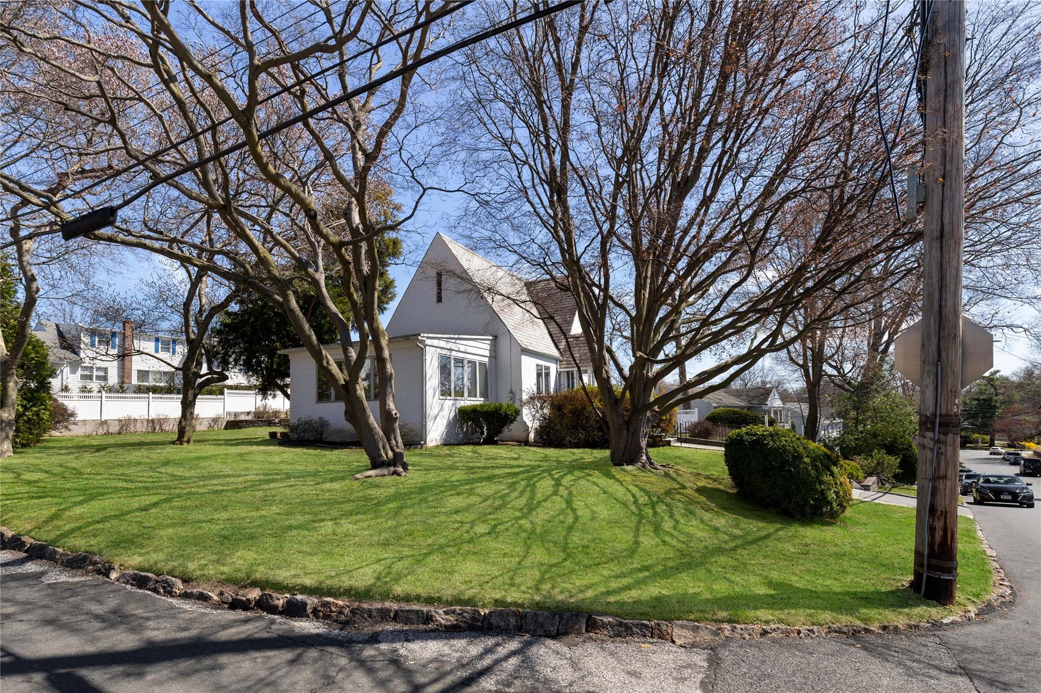 35 Wilson Drive, New Rochelle, NY 10801