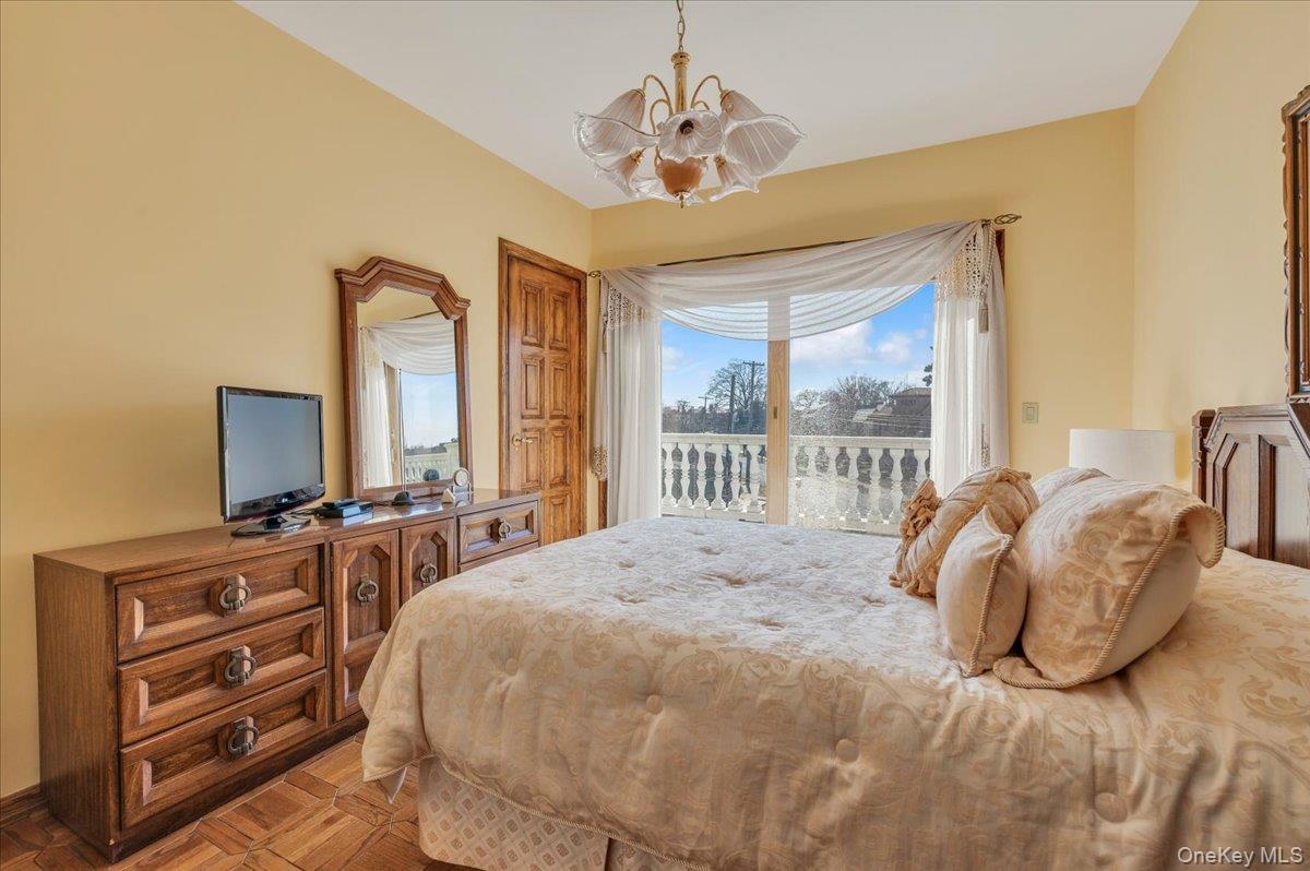 118 Malba Drive, Malba, NY 11357