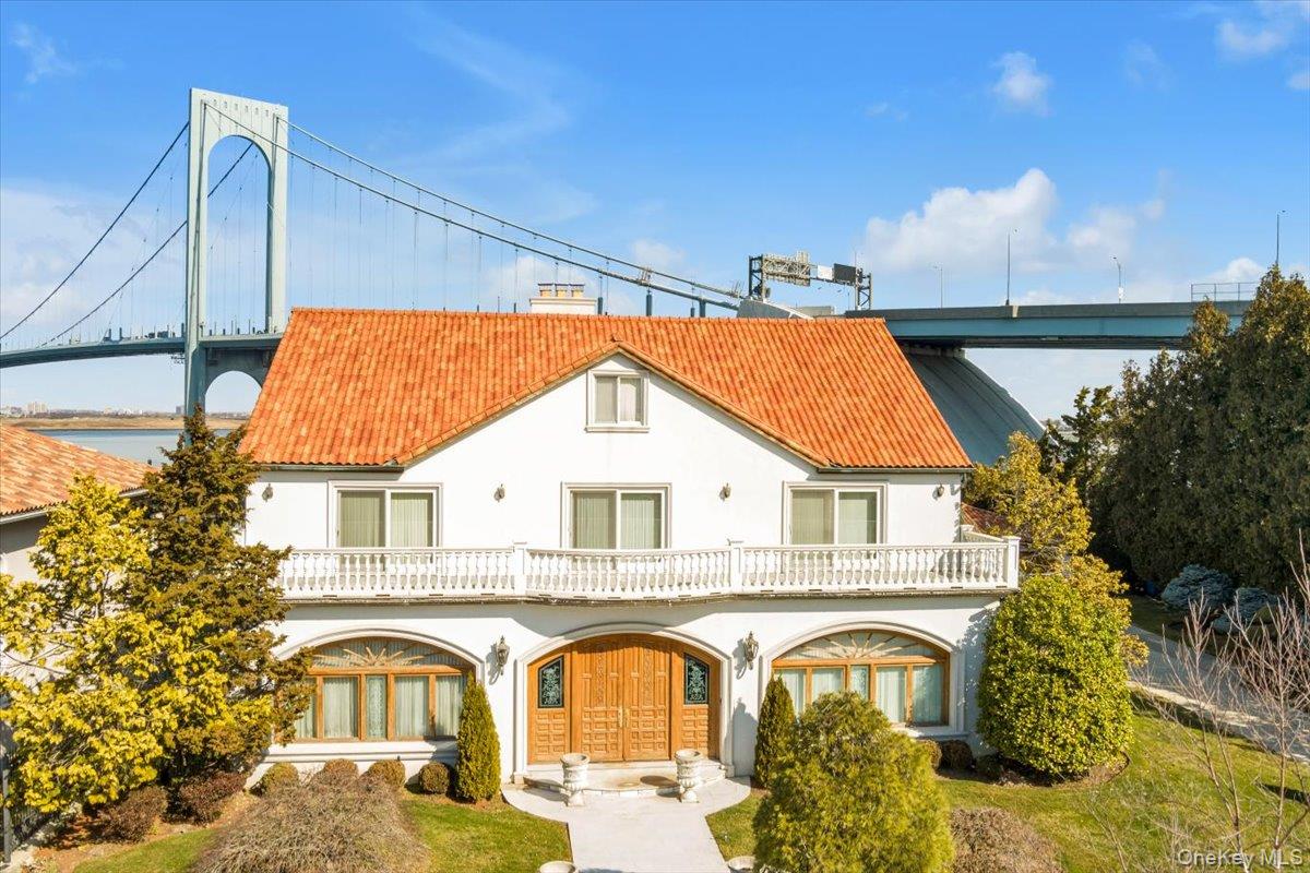 118 Malba Drive, Malba, NY 11357