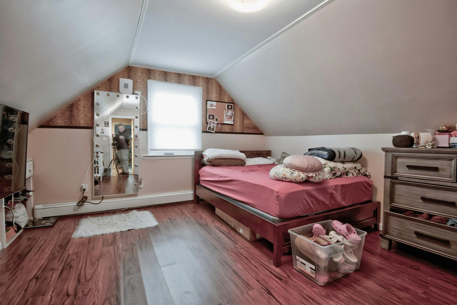 24 Gilroy Avenue, Uniondale, NY 11553