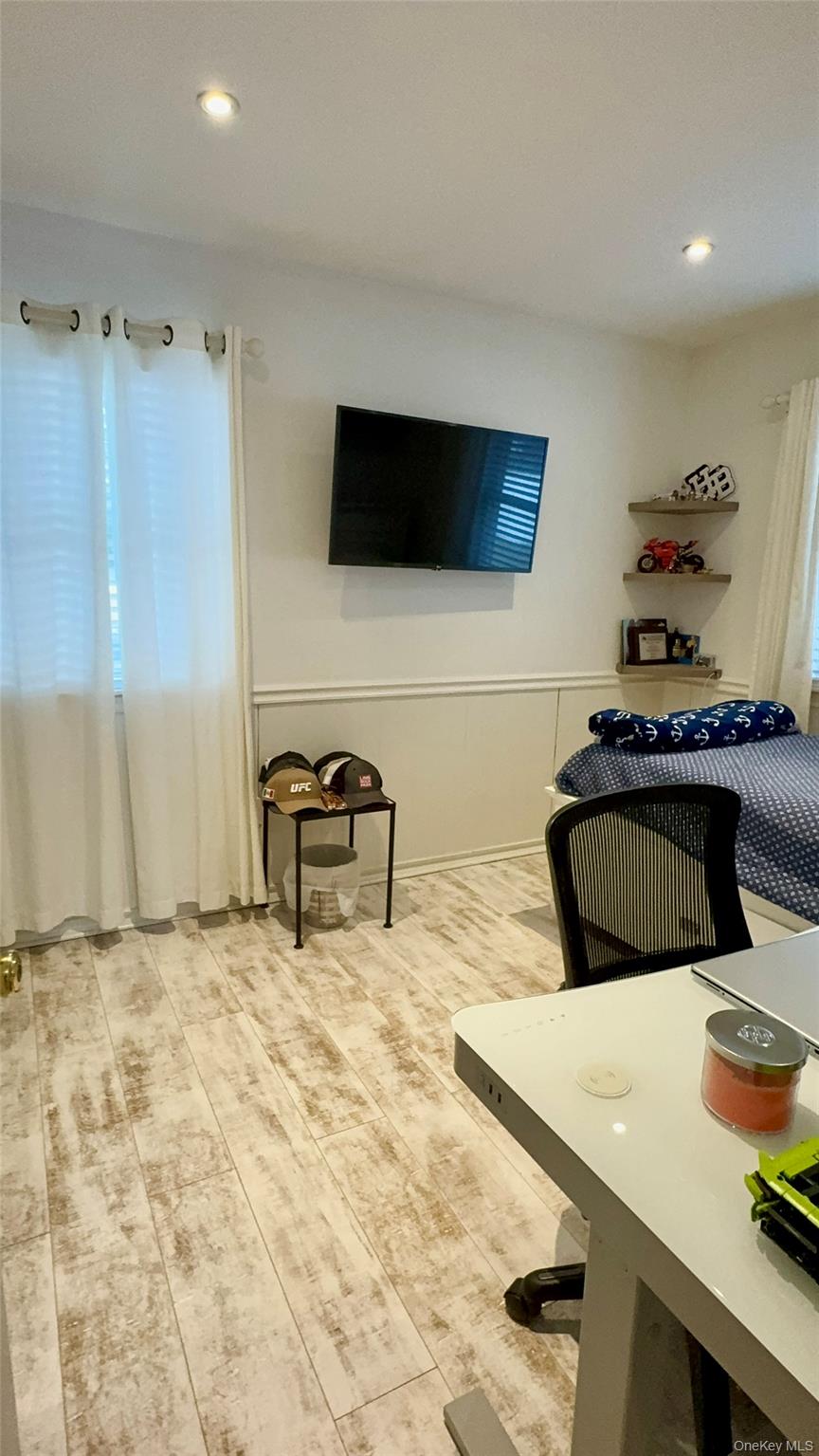 4 N Westbury Road, Hampton Bays, NY 11946