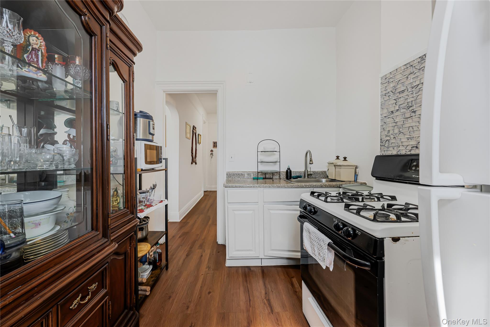 2884 Valentine Avenue, Bronx, NY 10458