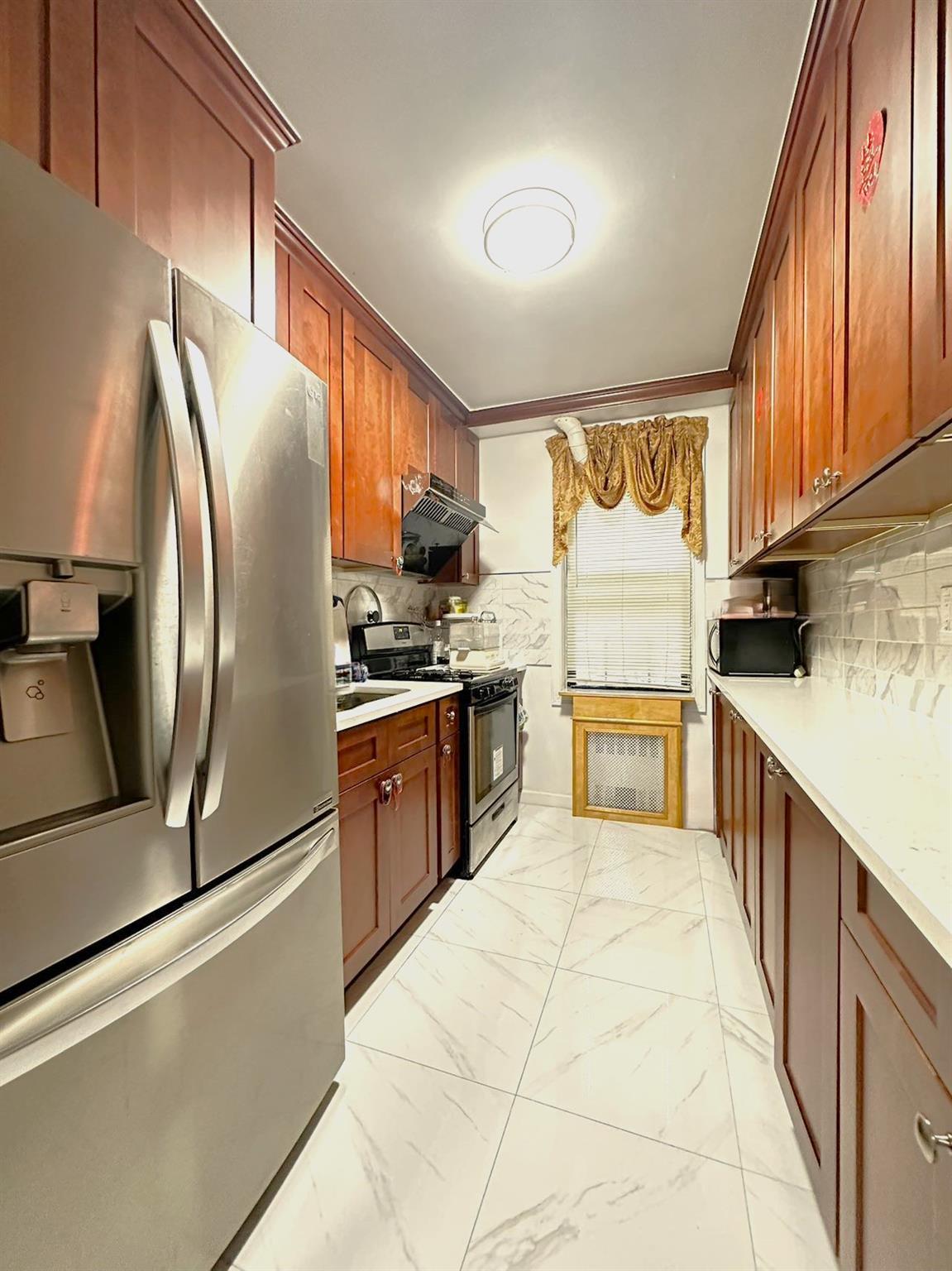 140-33 34th Ave # 2B, Flushing, NY 11354