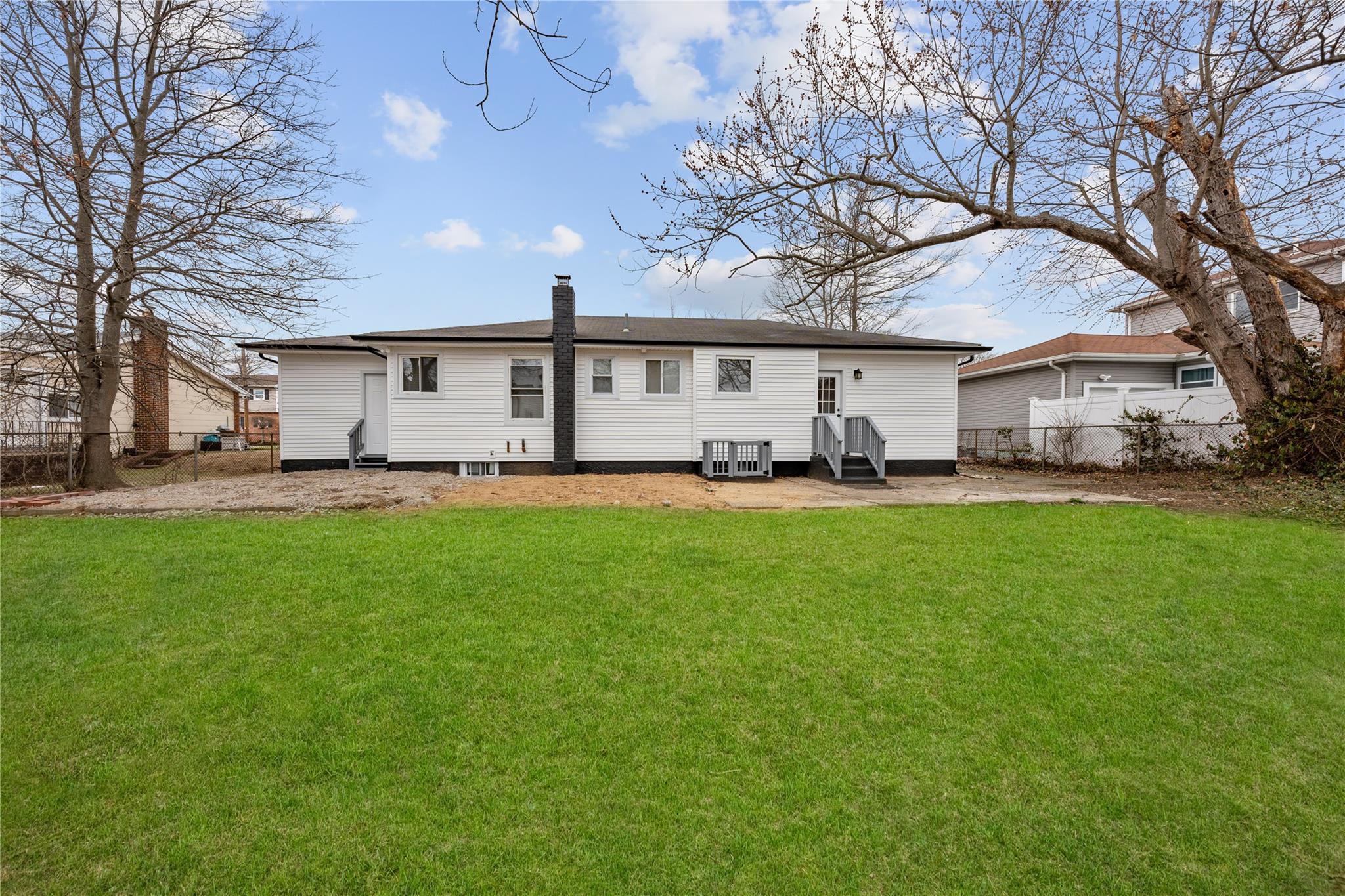 222 Silver Street, West Babylon, NY 11704
